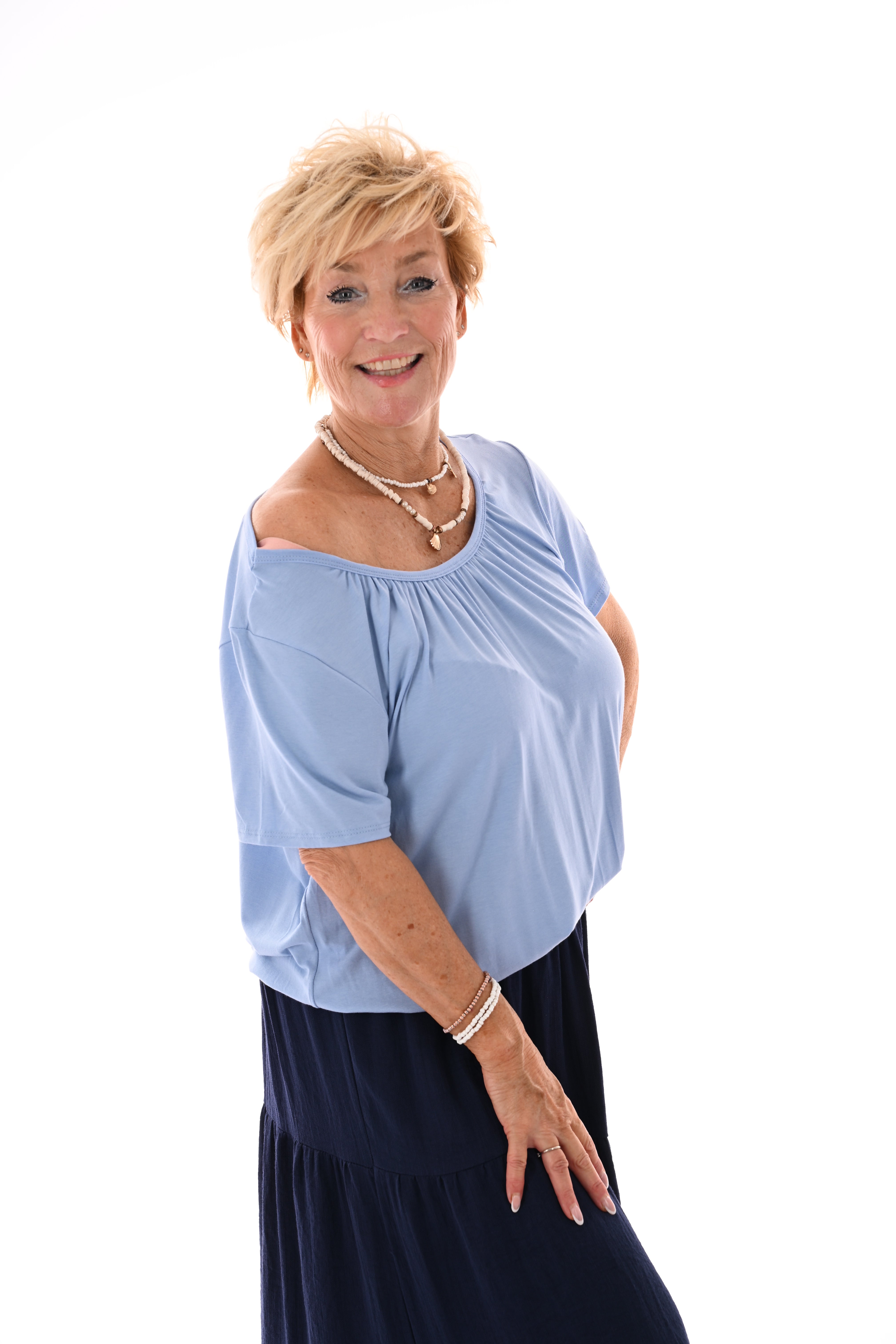 Basic top uni lichtblauw