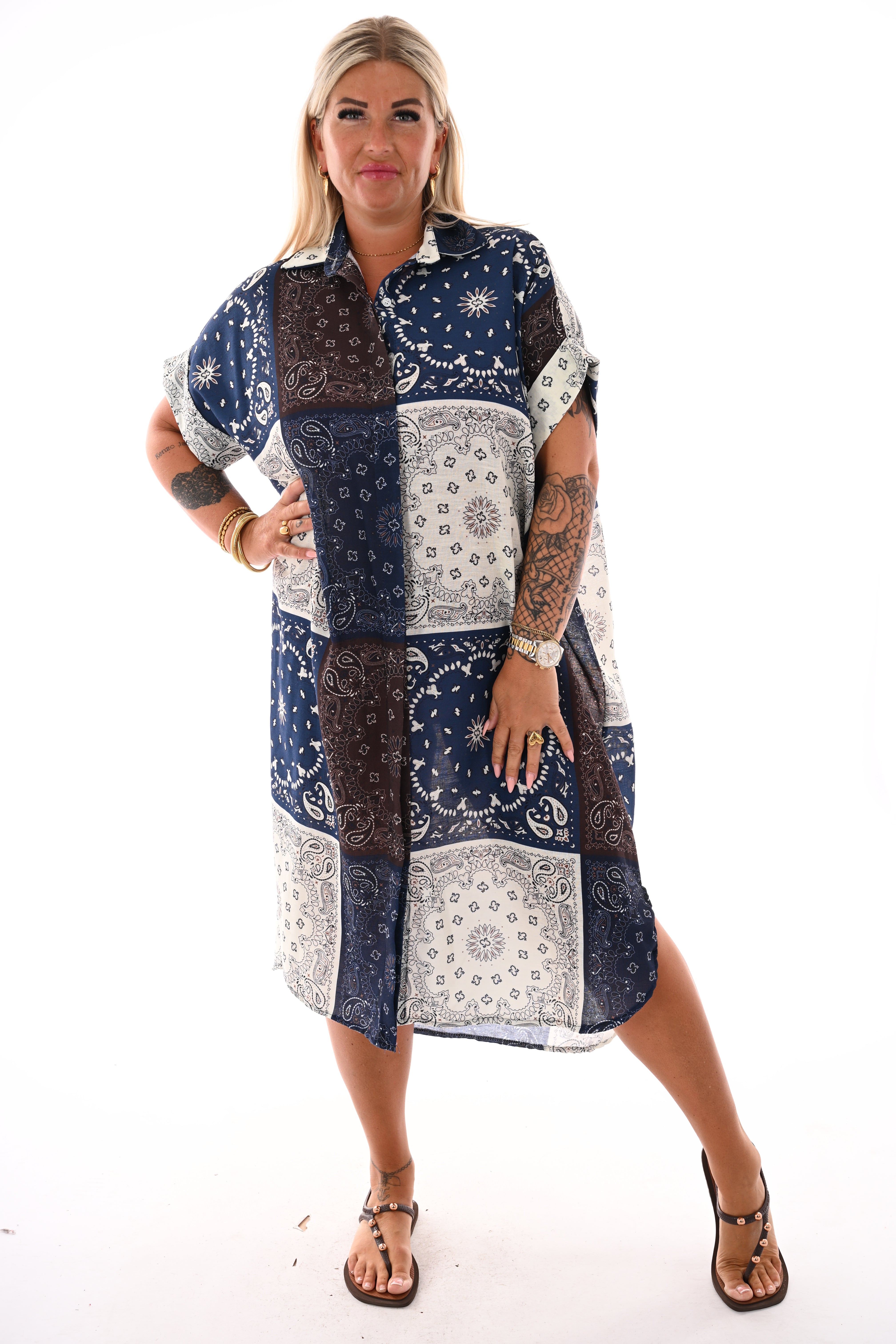Lange doorknoop blouse paisley marineblauw