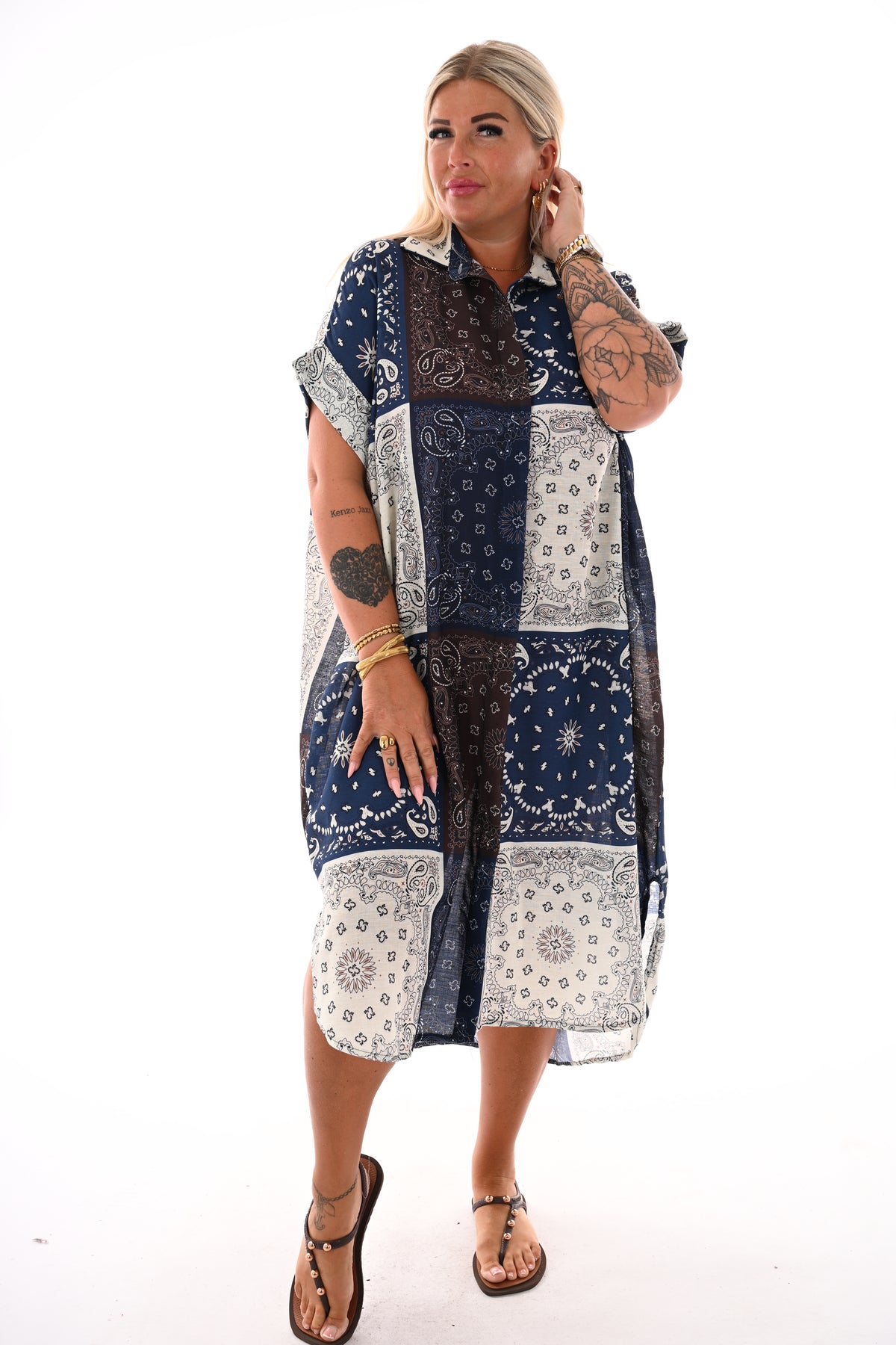 Lange doorknoop blouse paisley marineblauw