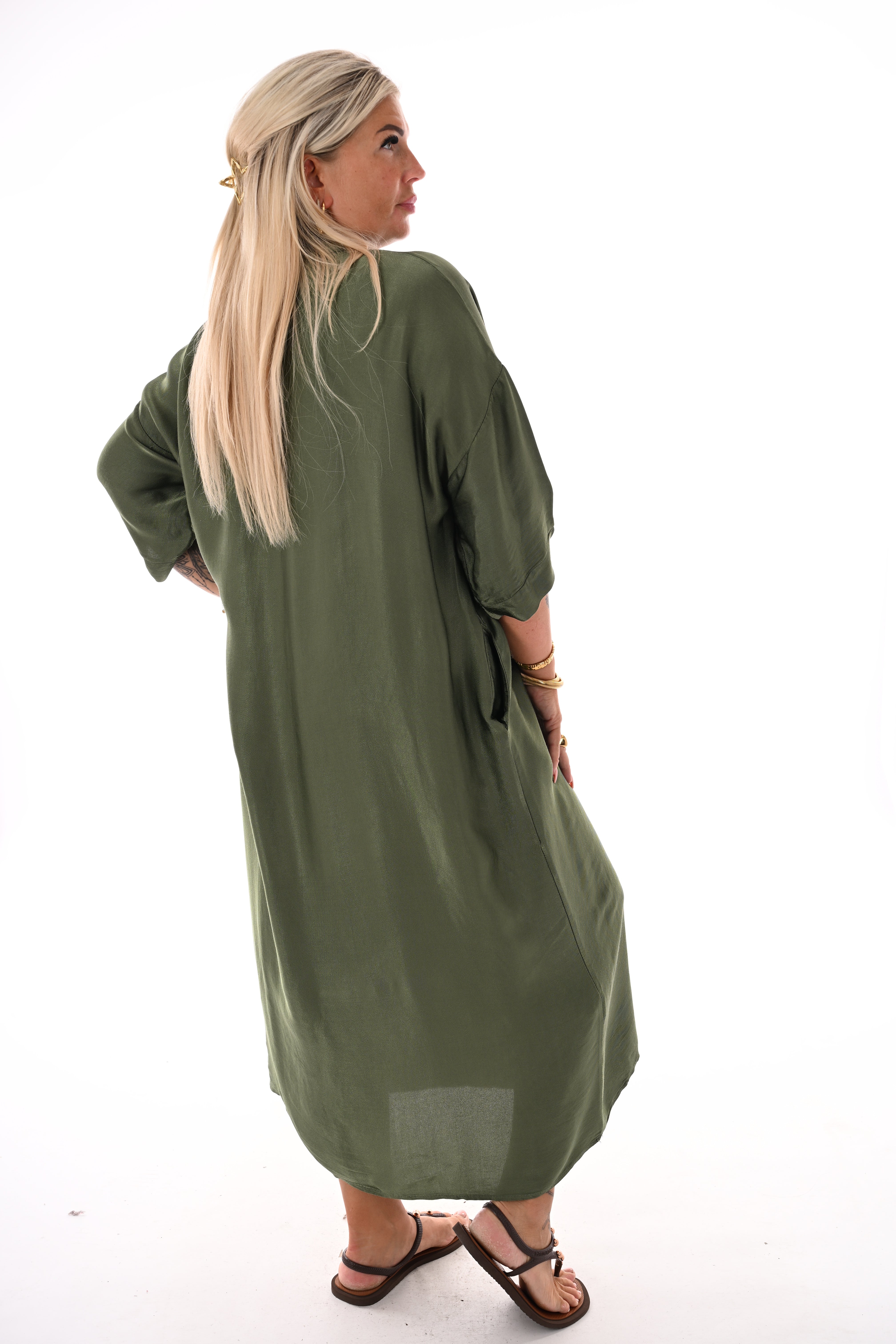 Silky jurk met v-hals legergroen