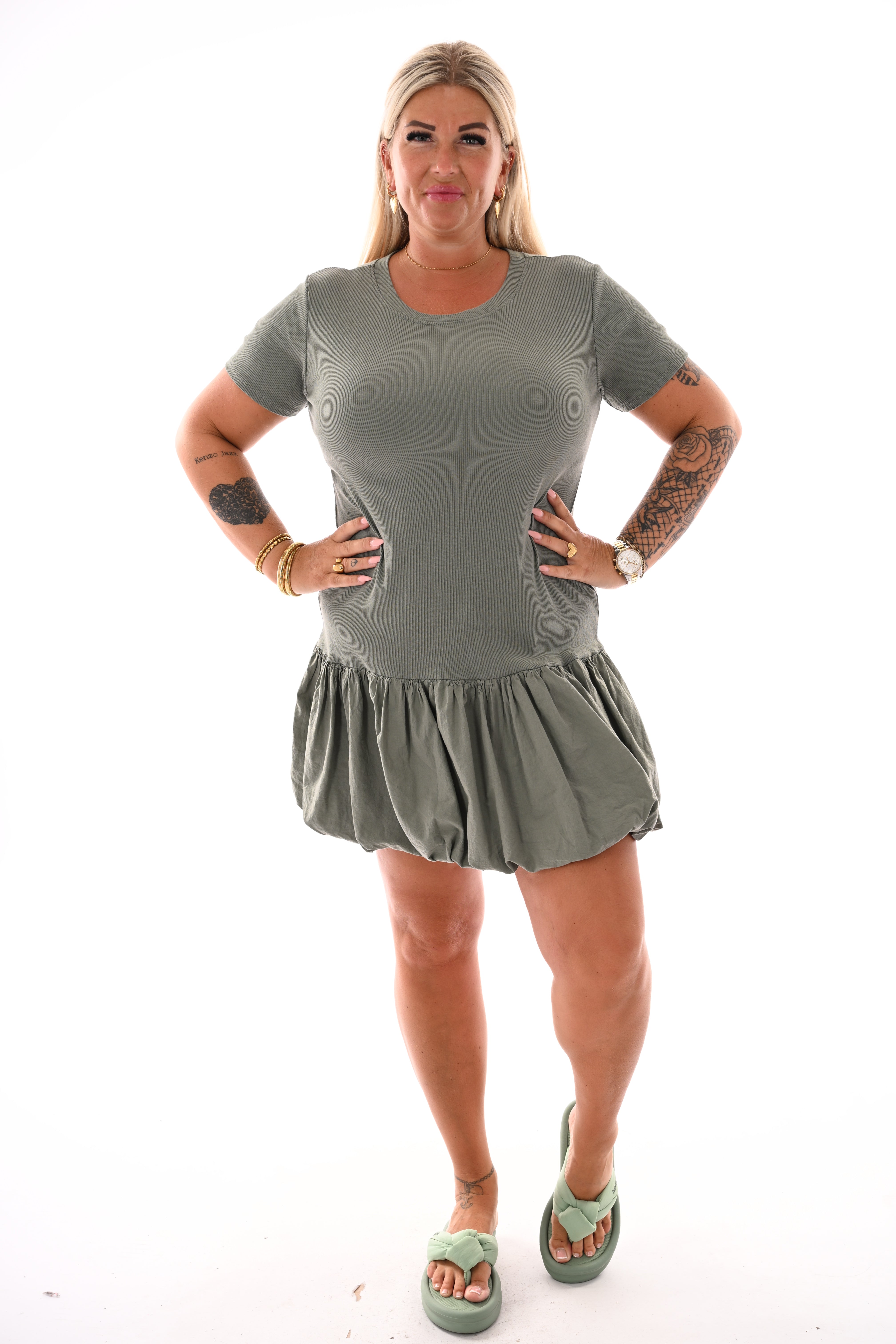 Ballon t-shirt dress legergroen