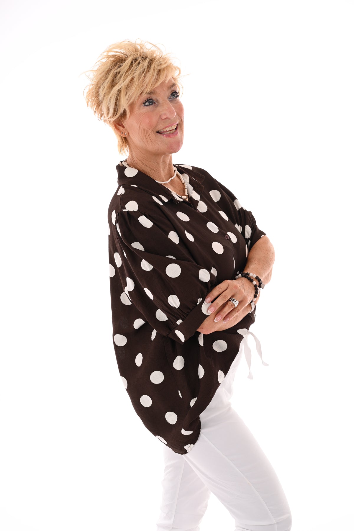 Blouse dots korte pofmouwen donkerbruin
