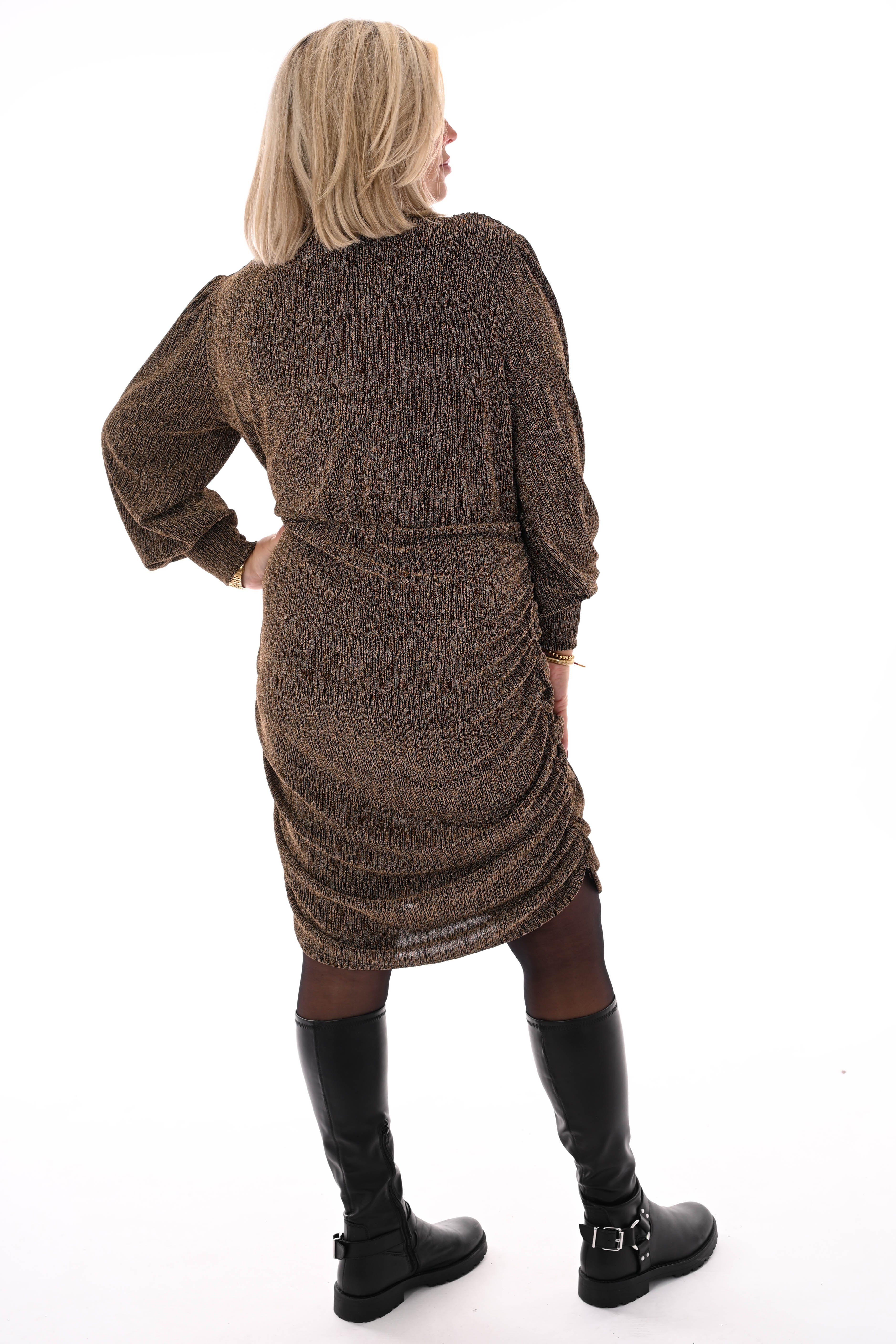 Jurk gedrapeerd v-hals goud