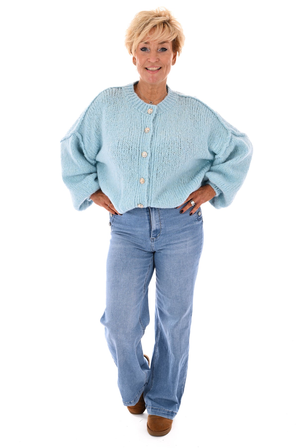 Grof gebreid vest met knopen lichtblauw