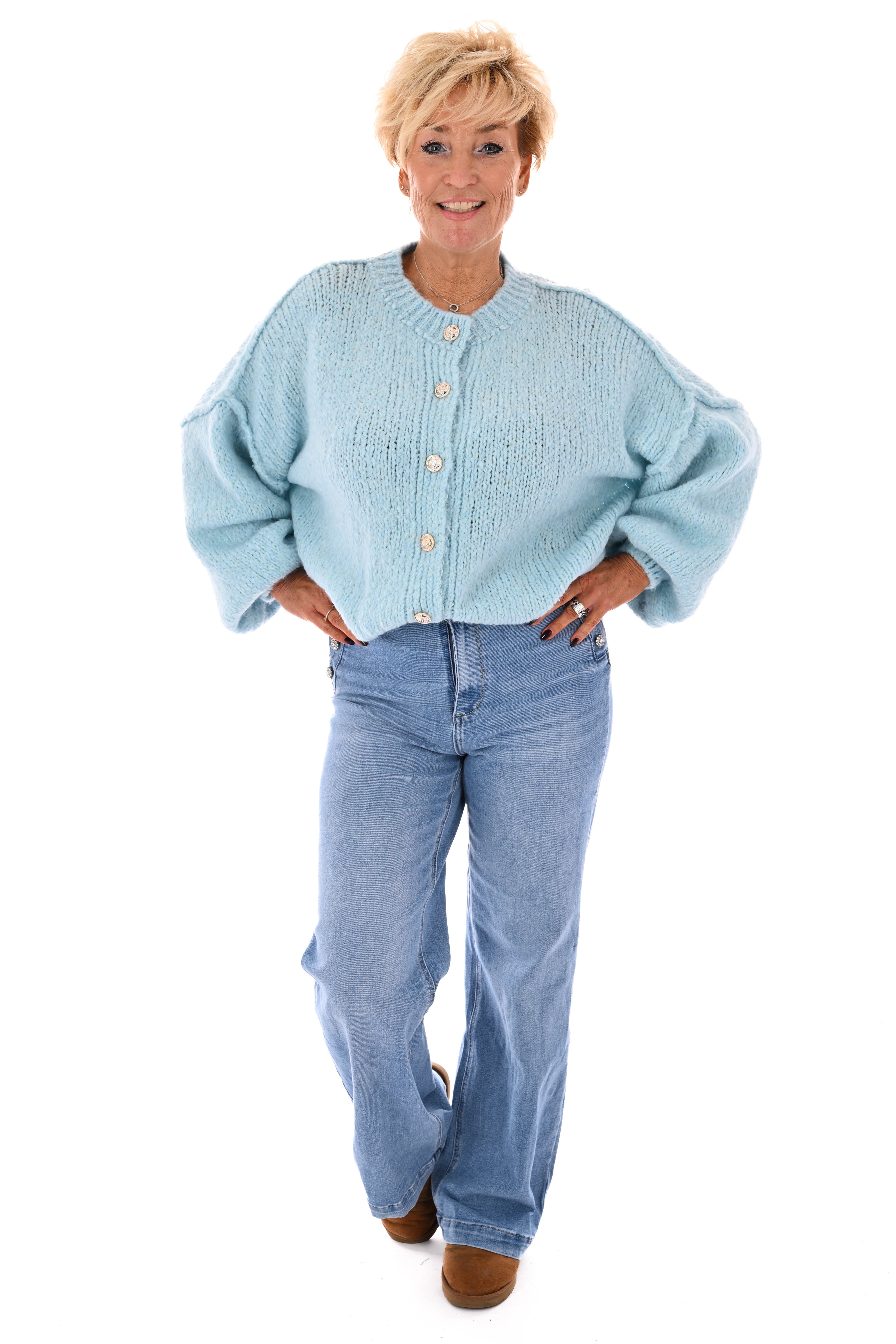 Grof gebreid vest met knopen lichtblauw