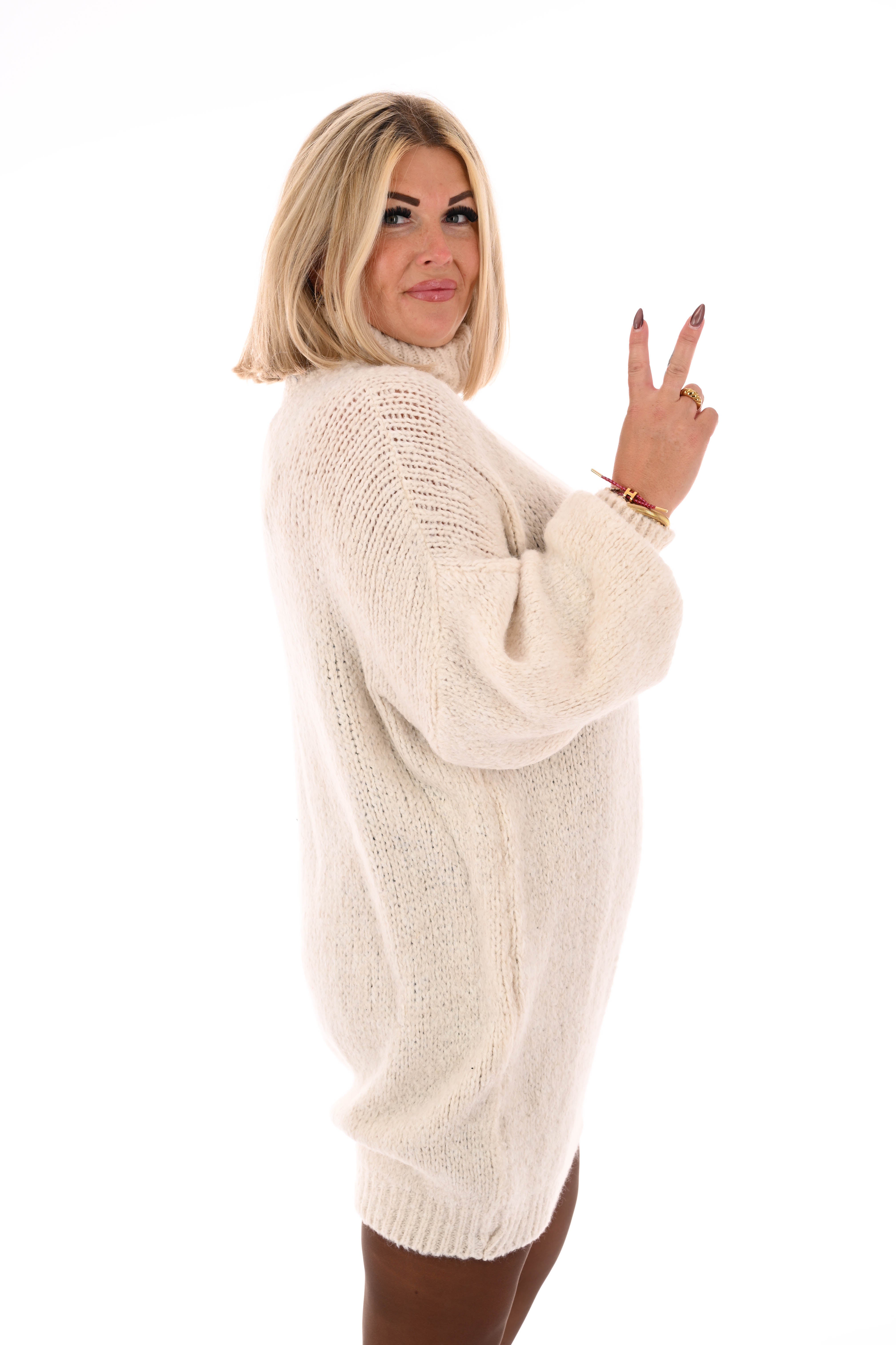 Tuniek grof gebreid met col roomwit