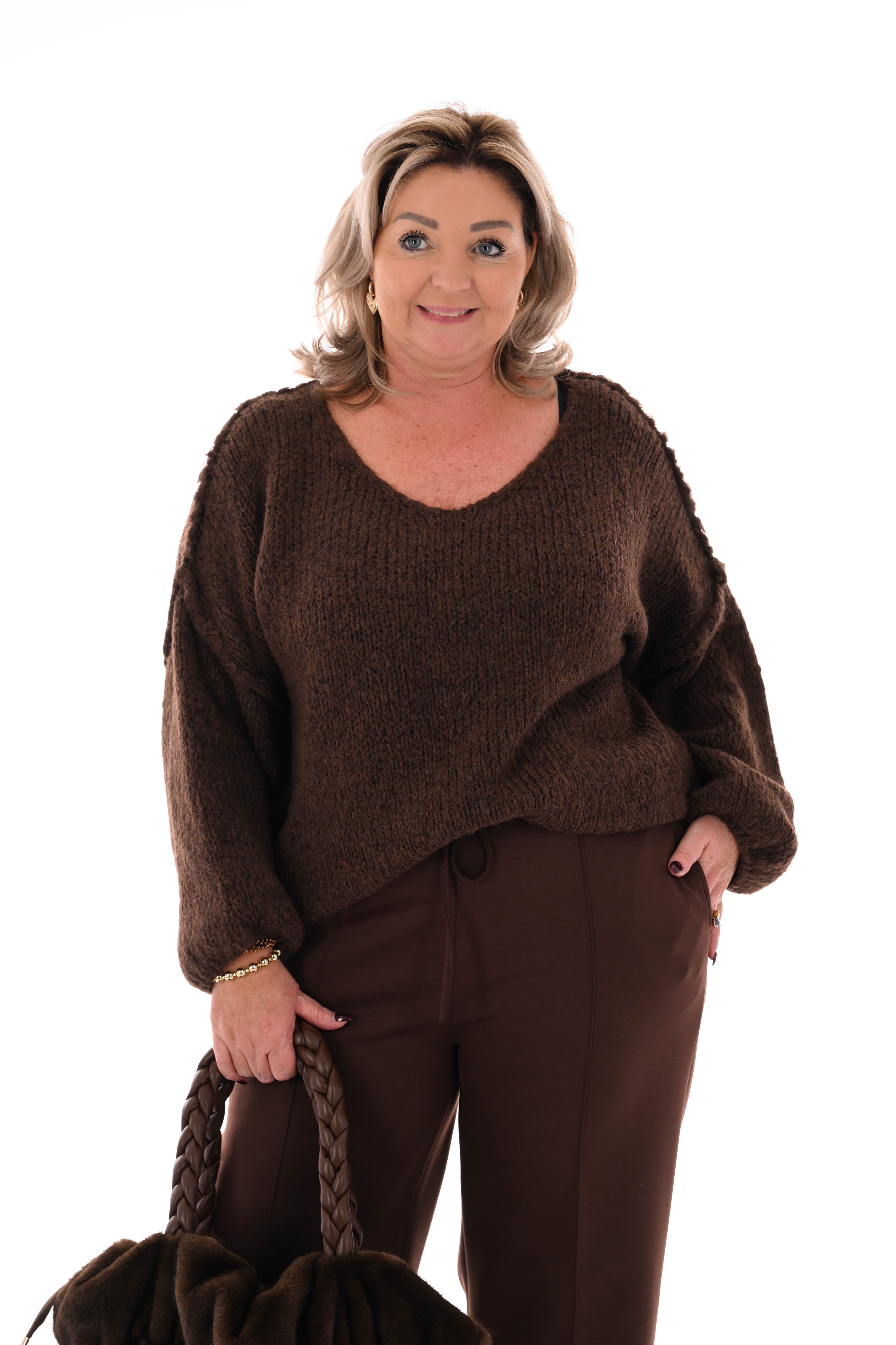 Grof gebreide trui v-hals donkerbruin