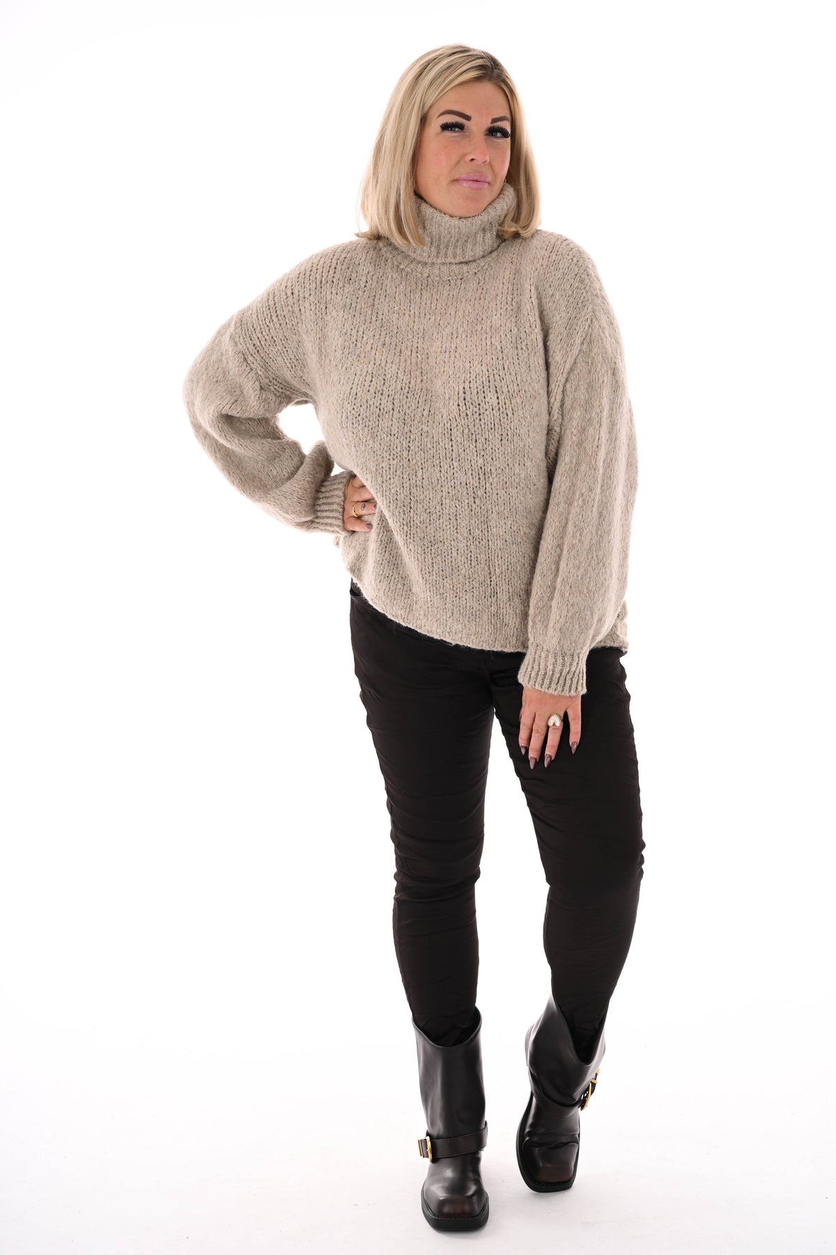 Coltrui grof gebreid beige