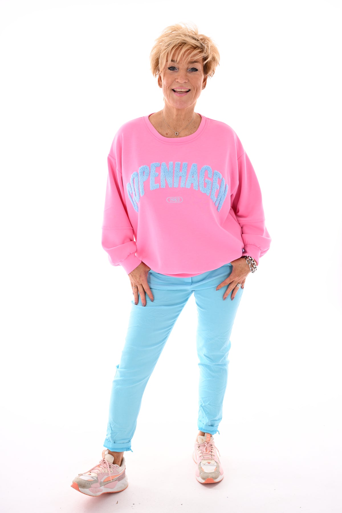 Sweater teddy letters Copenhagen roze