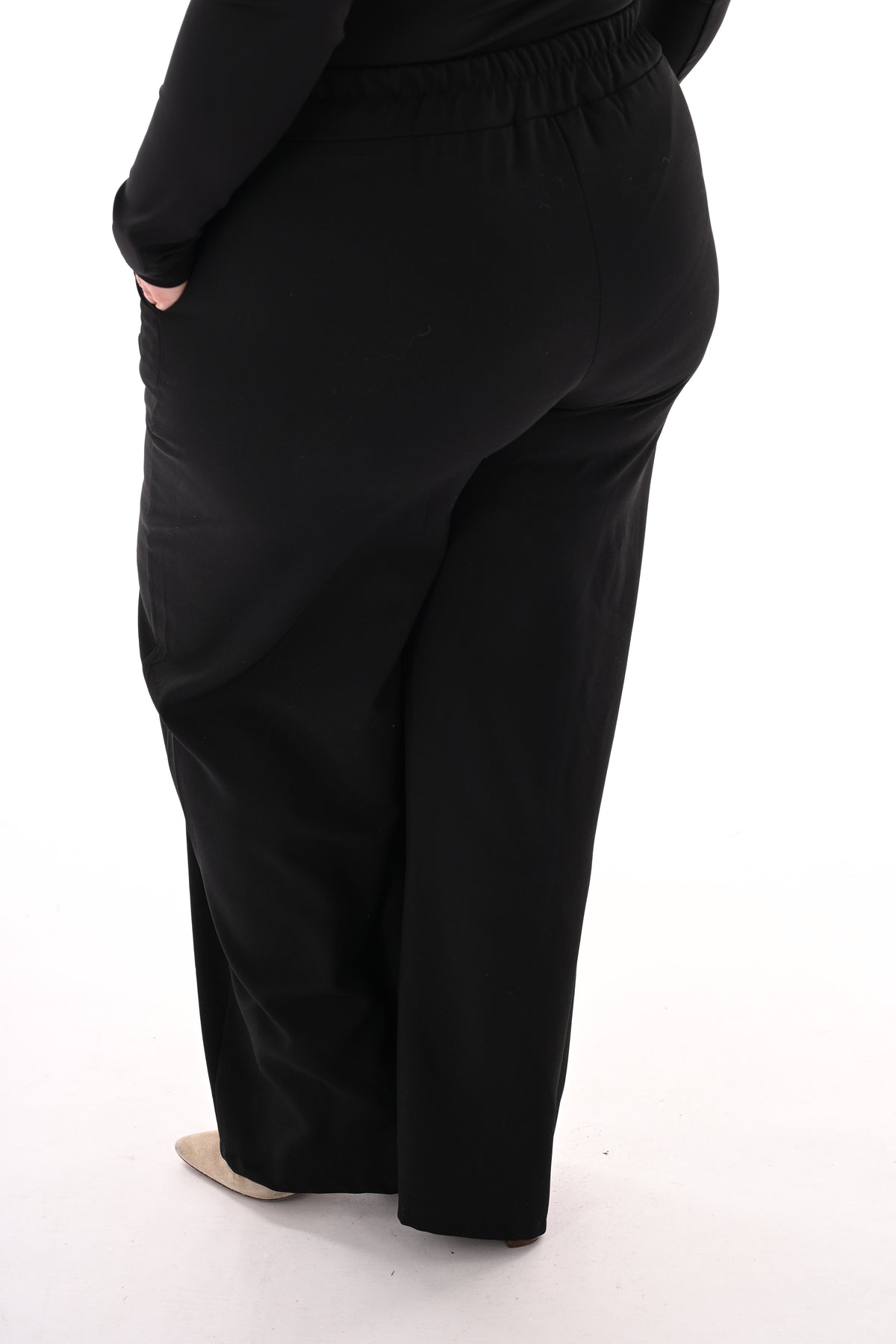 Wijde pantalon met elastieken taille zwart