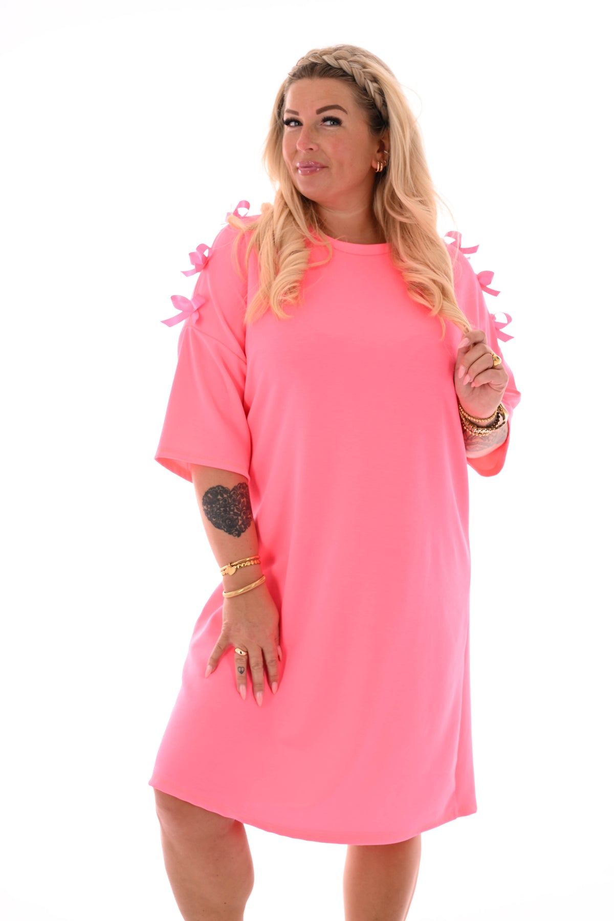 Sweaterdress korte mouwen strikjes neonroze