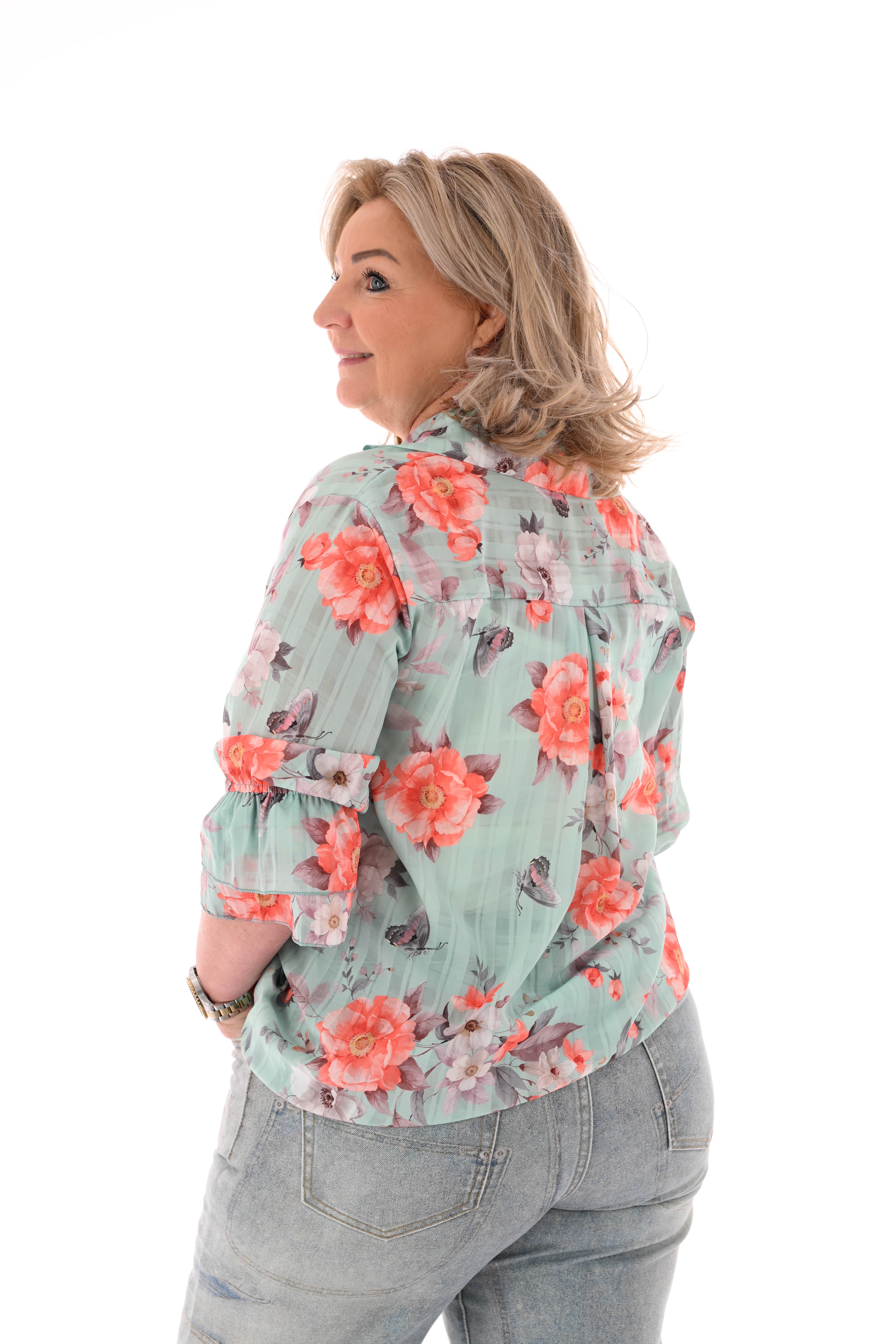 Doorknoop blouse flowers turquoise