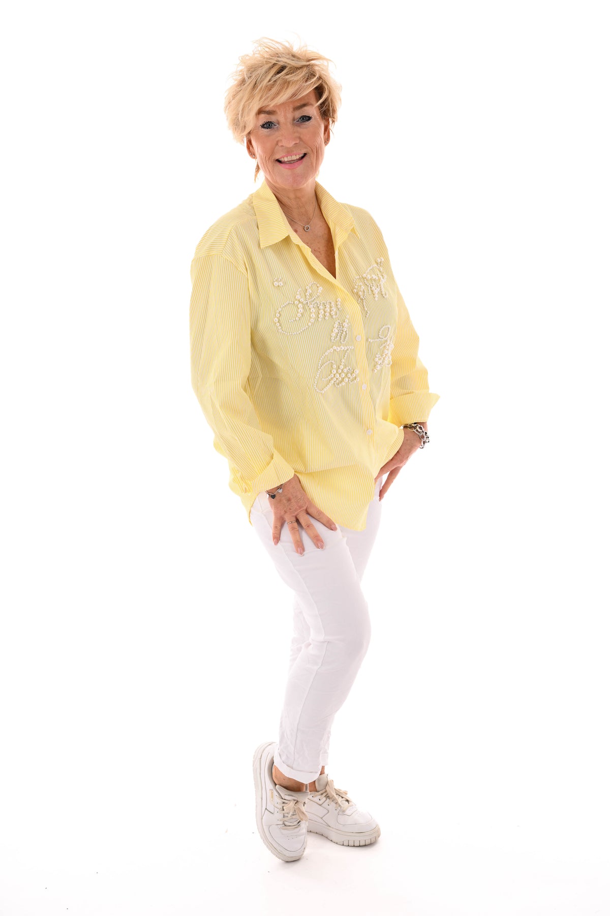 Blouse streepjes en parels geel