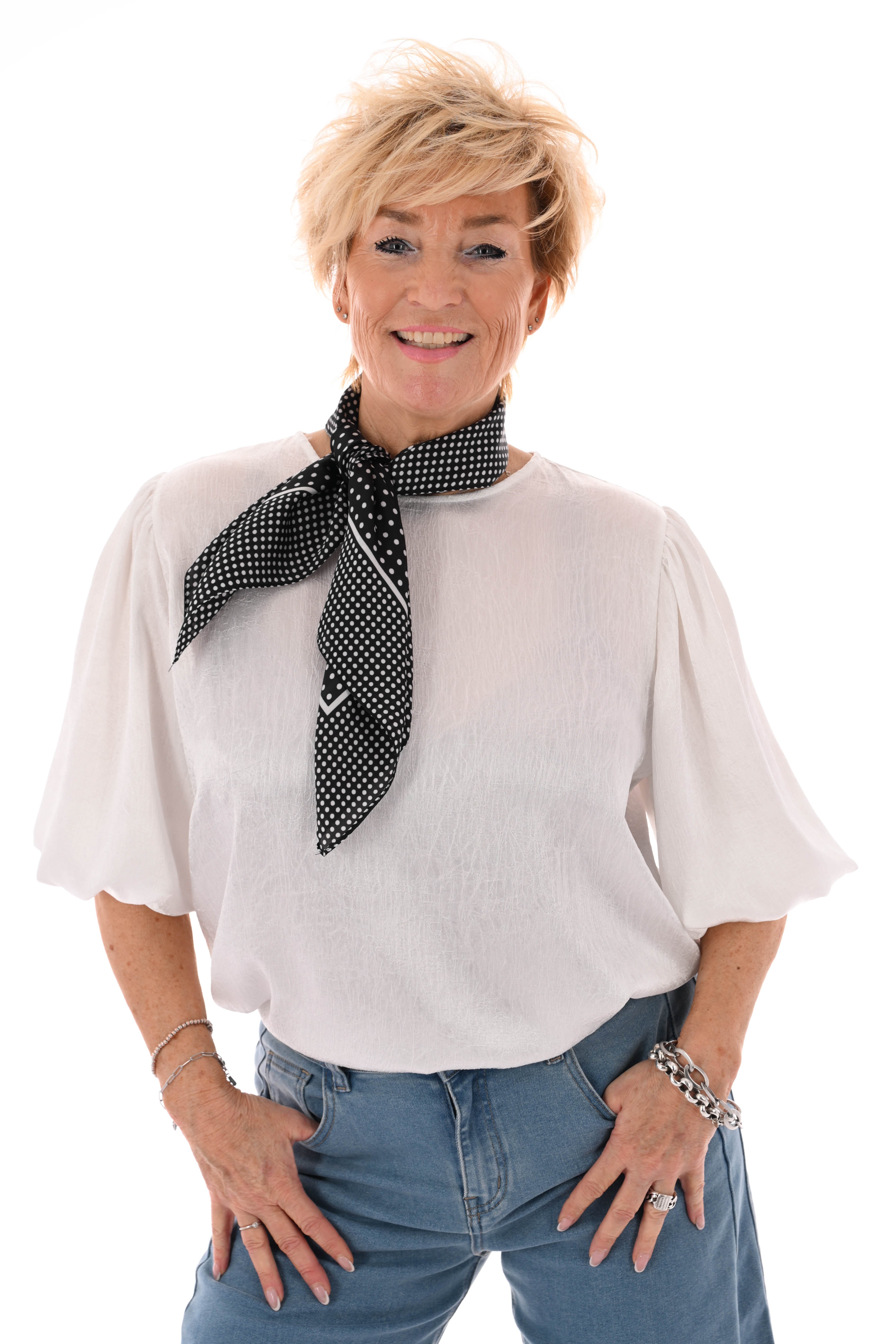 Silky top korte pofmouwen roomwit