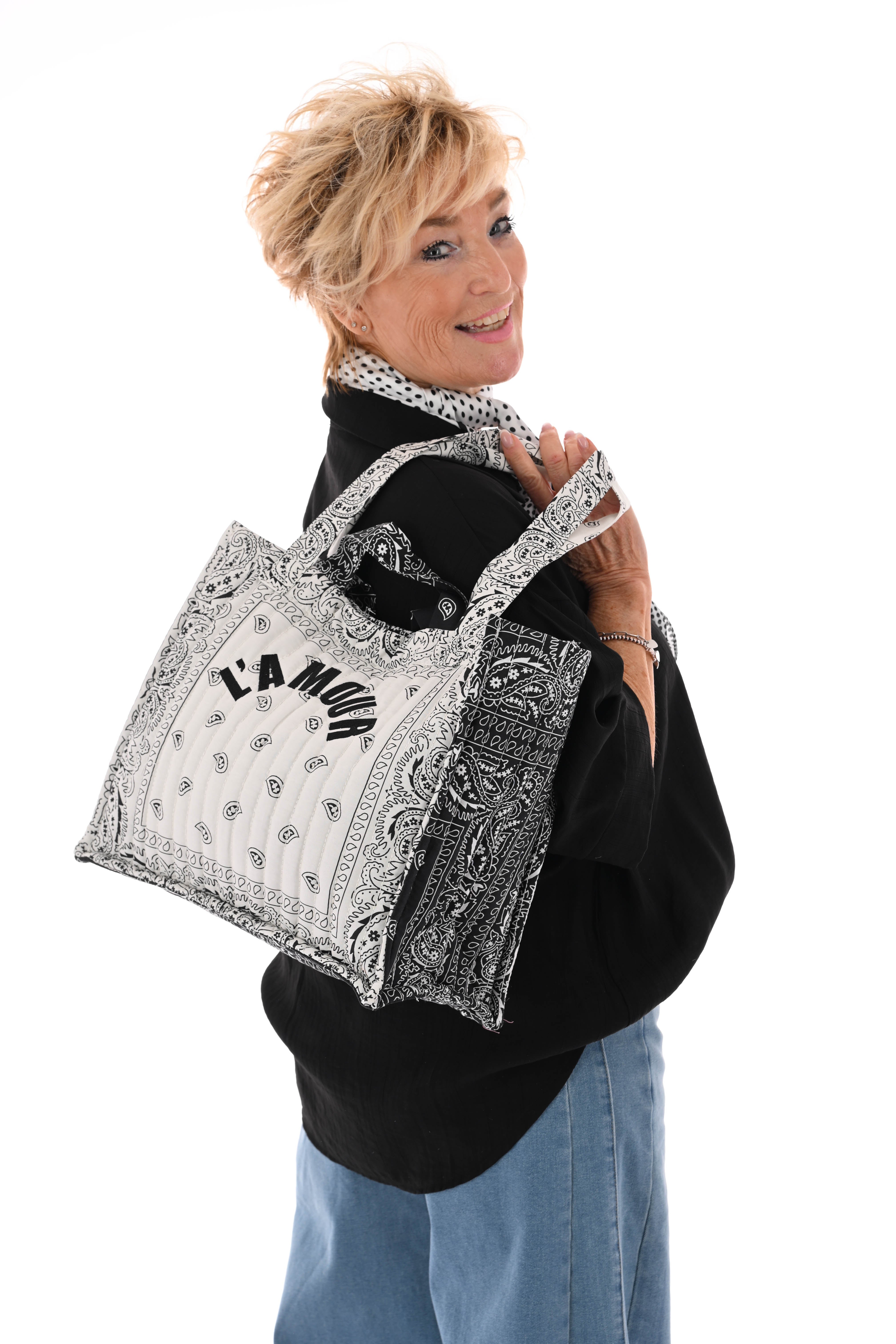 Blouse met roezel v-hals zwart