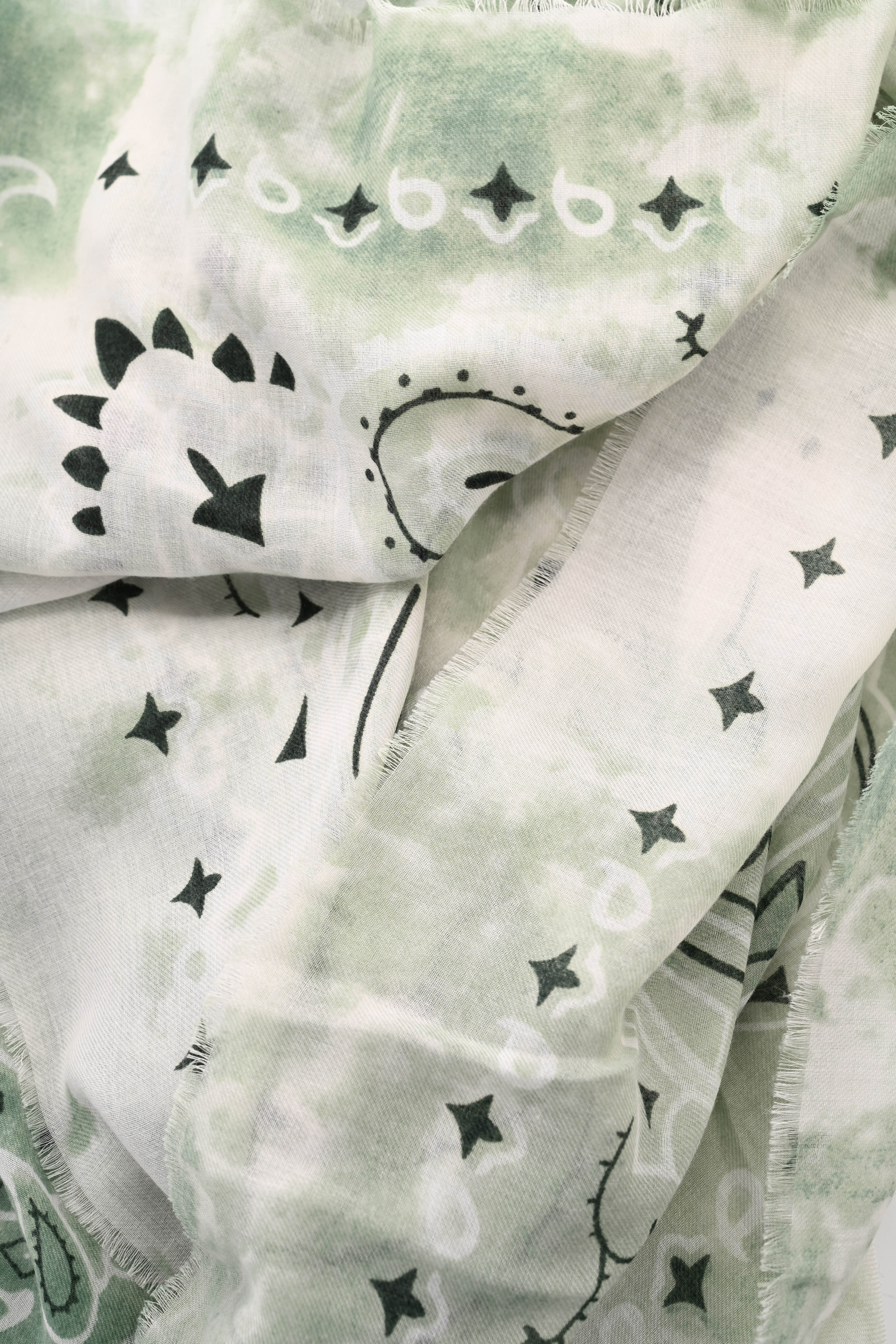 Vierkante sjaal grote paisley lichtgroen