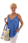Hemdjes kant blauw