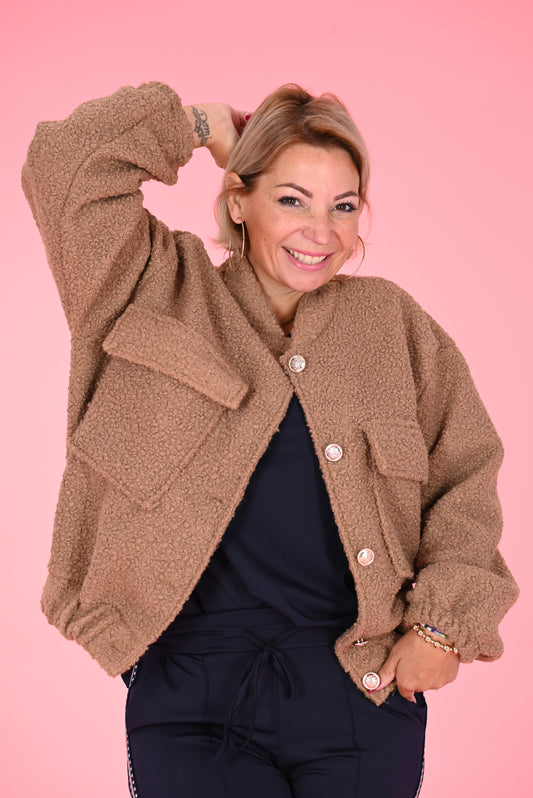 Bomber boucle met knopen camel