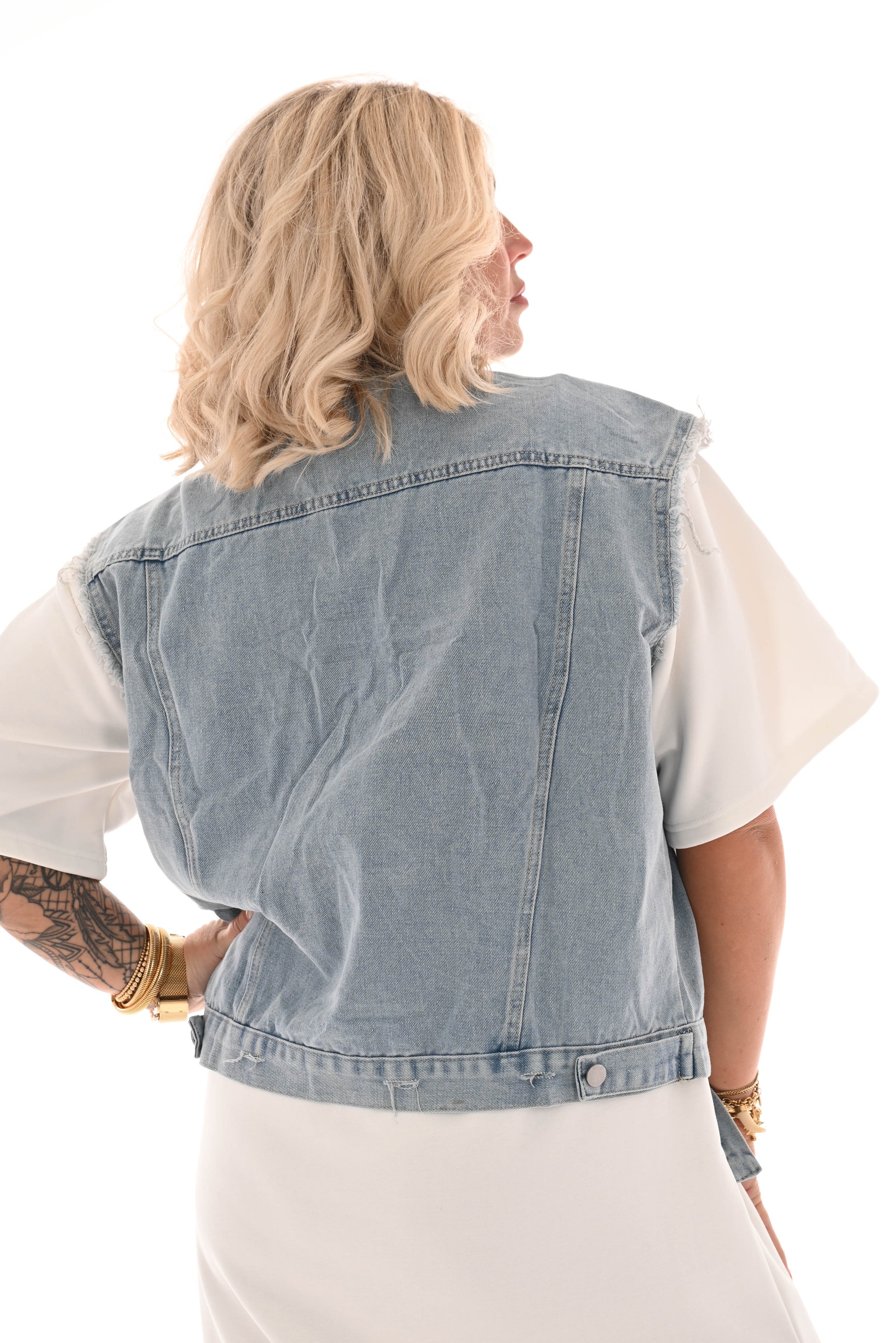 Jeans gilet met rafels lichtblauw