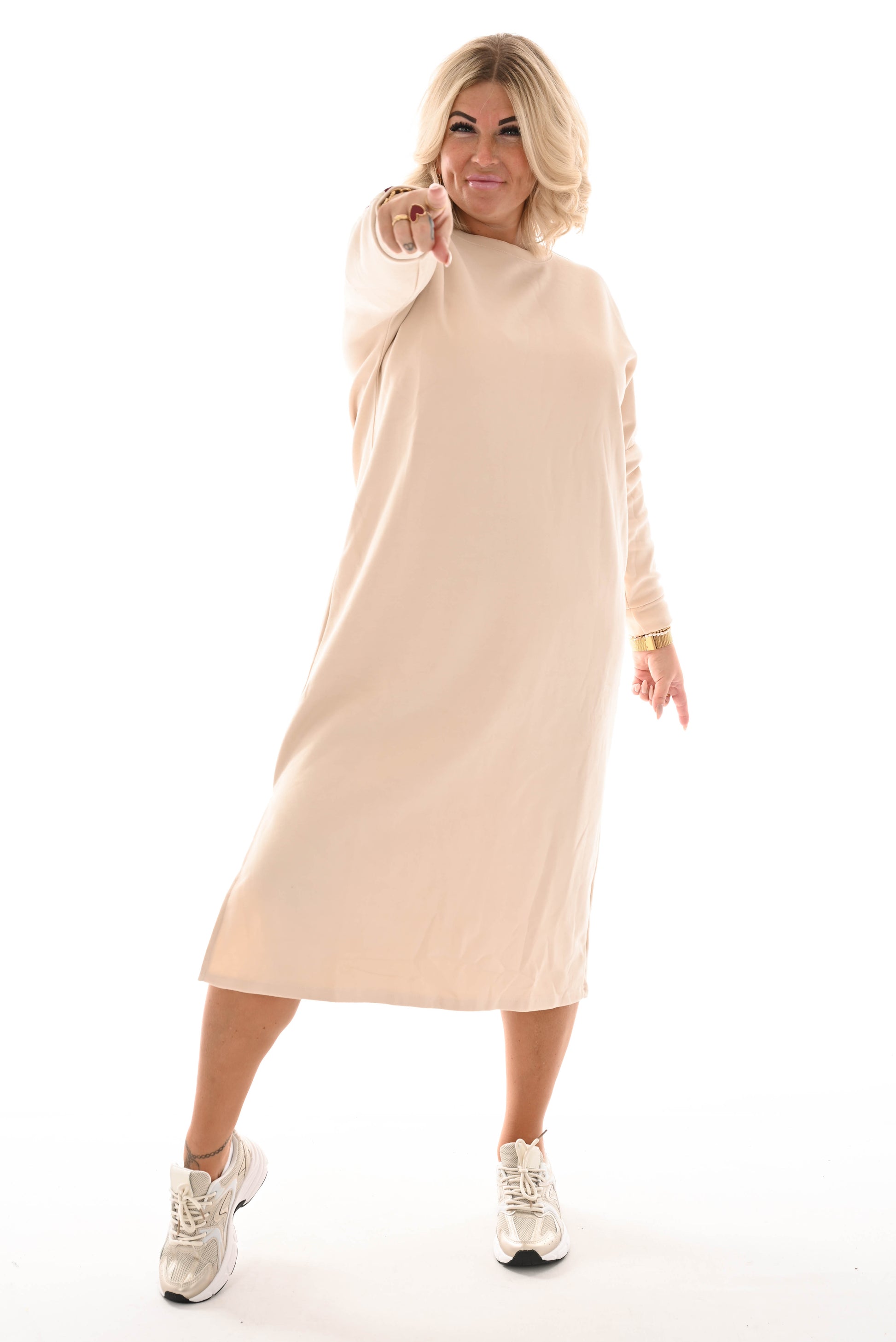 Sweaterdress met bies beige/rood