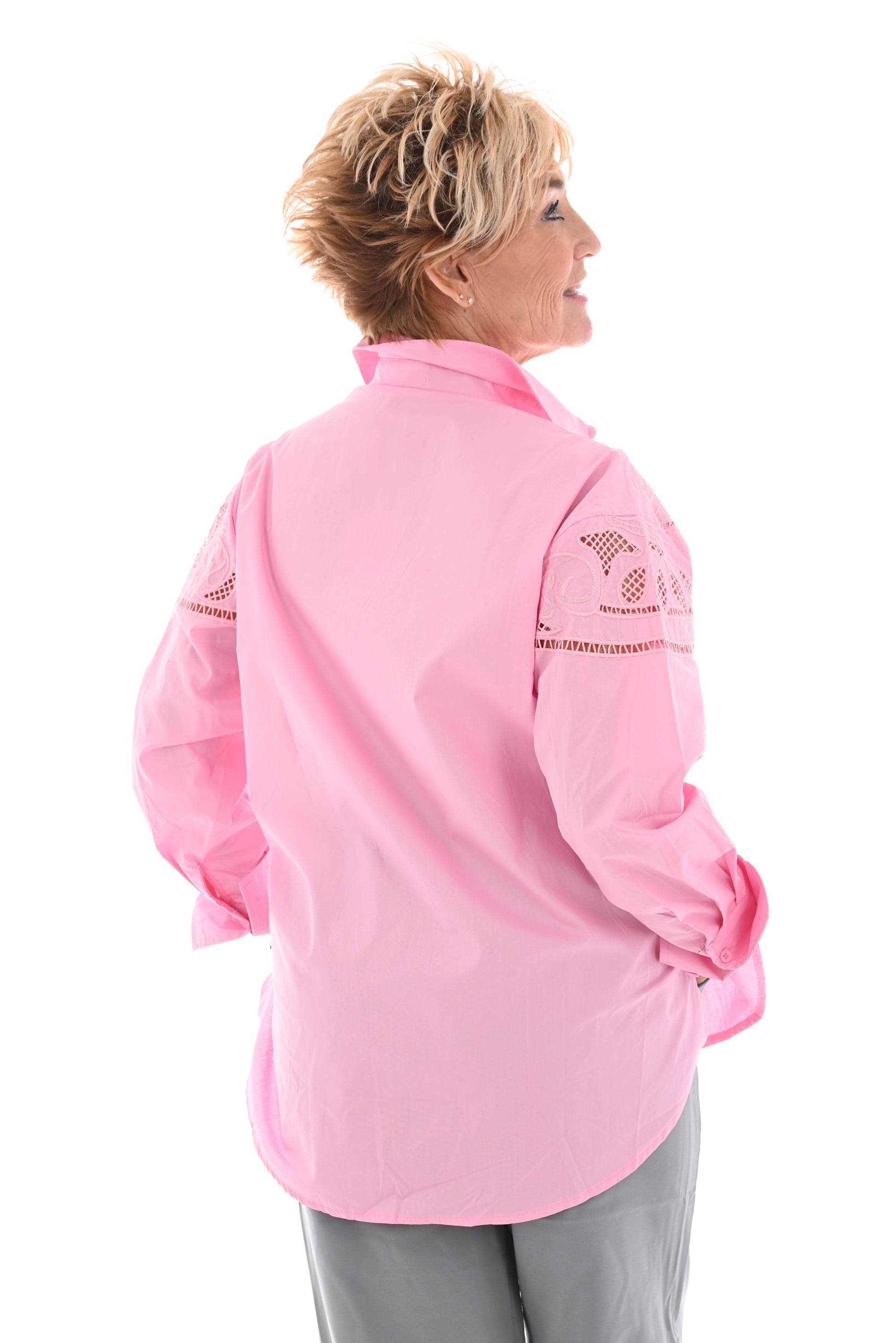 Doorknoop blouse kanten applicatie roze