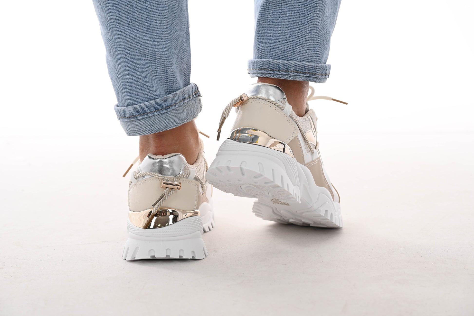 Sneaker touw detail beige/wit