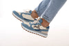 Sneaker panter en jeans blauw/wit