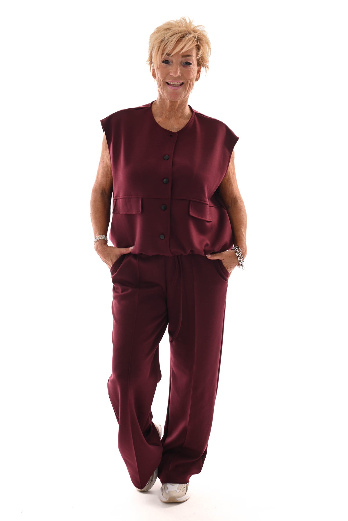 Tweedelig pak gilet knopen bordeaux