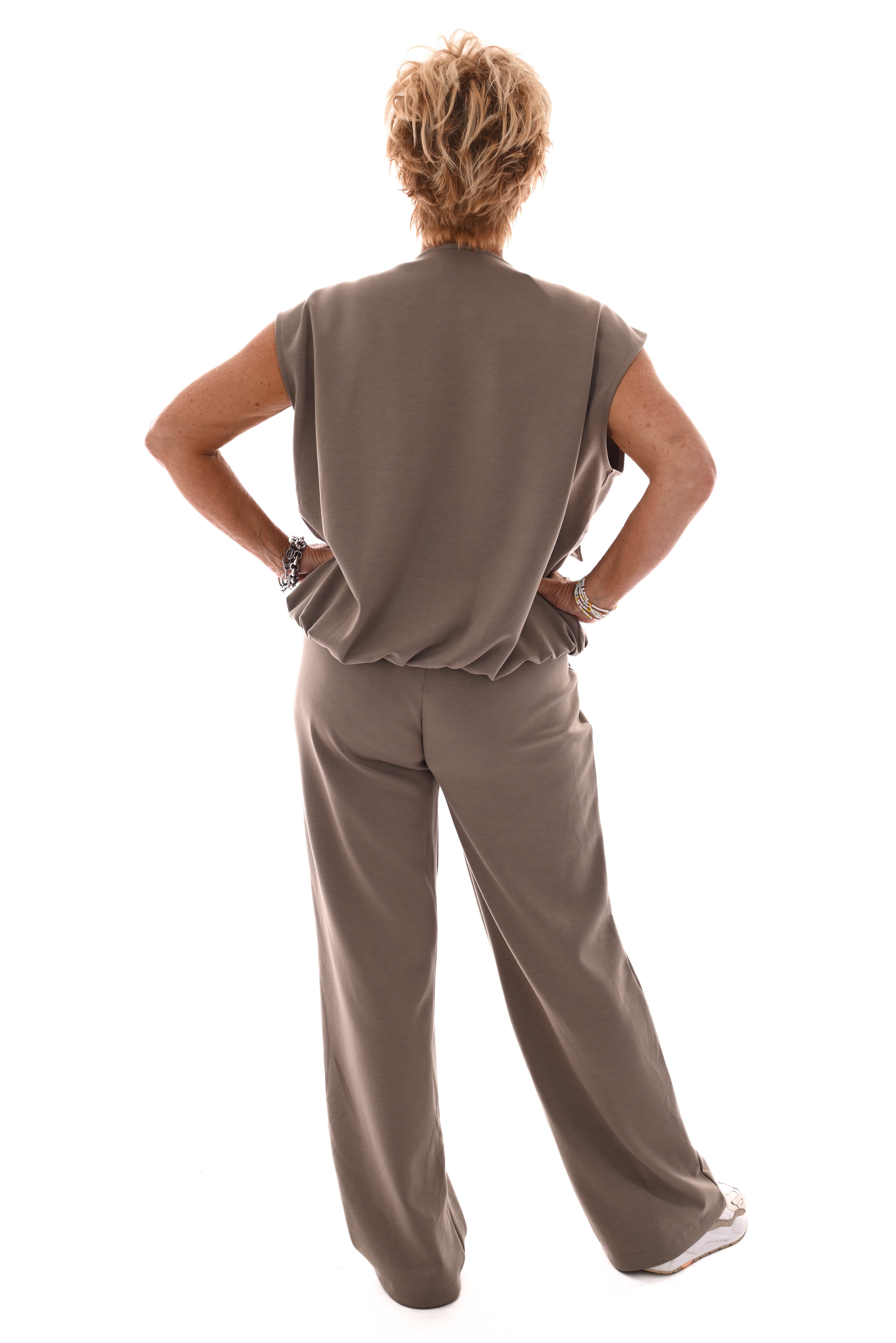 Tweedelig pak gilet knopen taupe