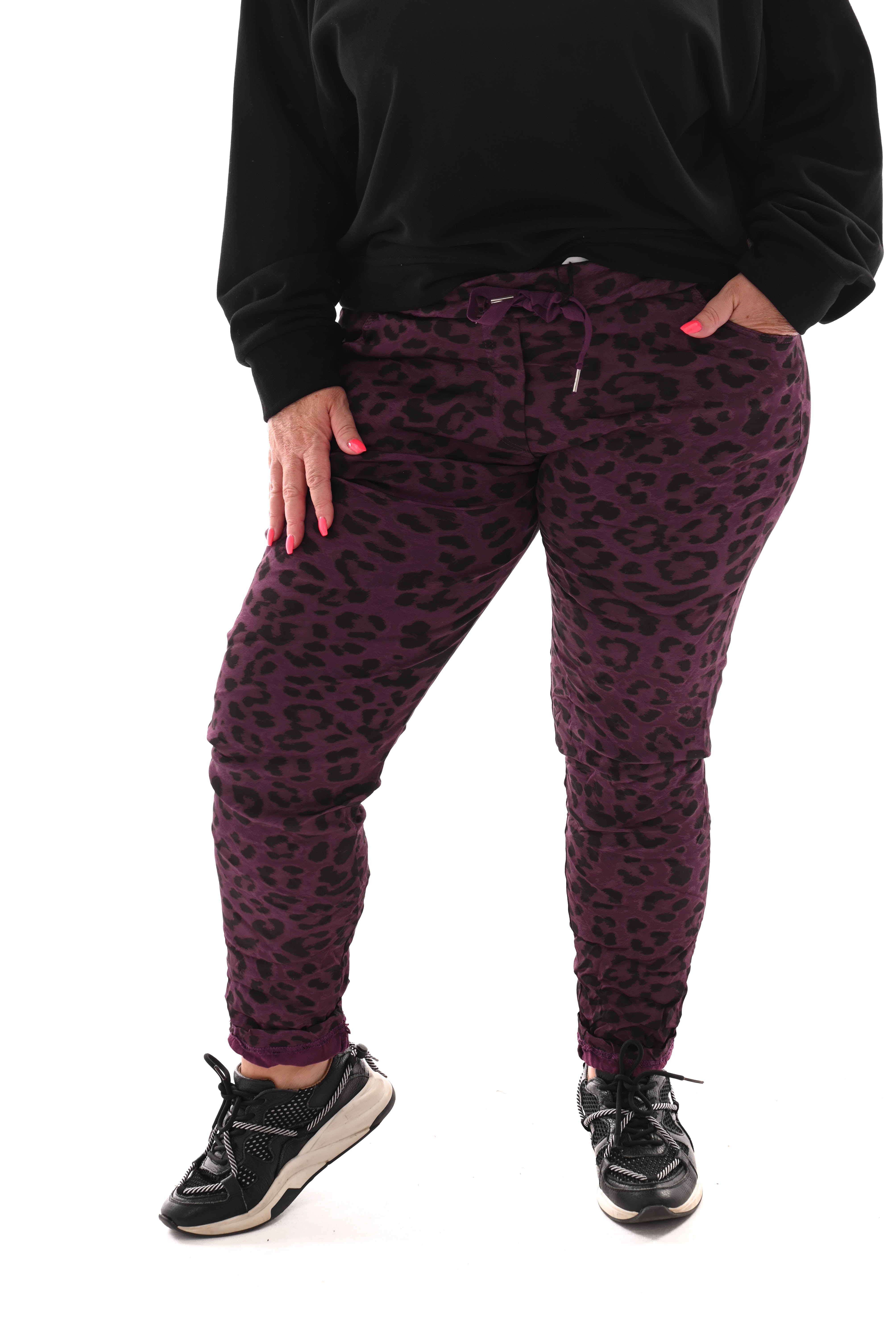 Silky stretchbroek panterprint paars
