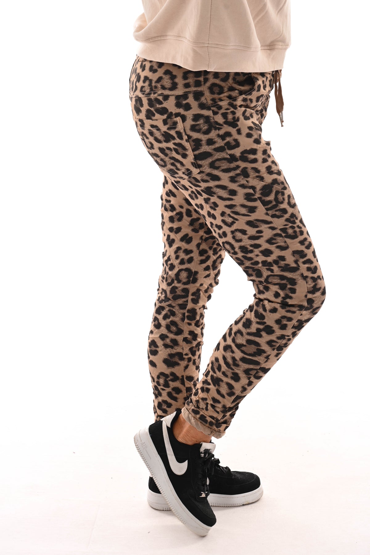 Silky stretchbroek panterprint camel