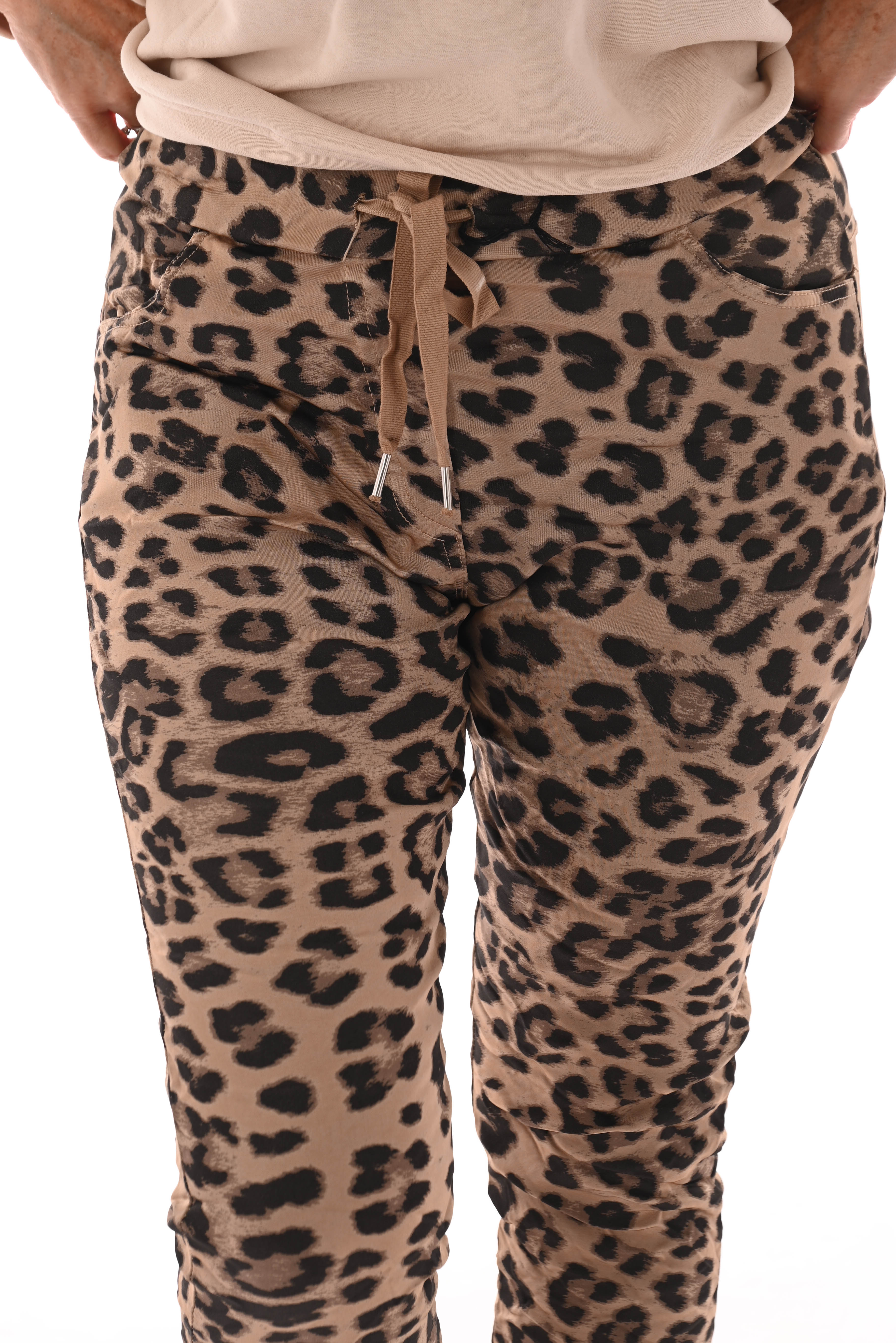 Silky stretchbroek panterprint camel