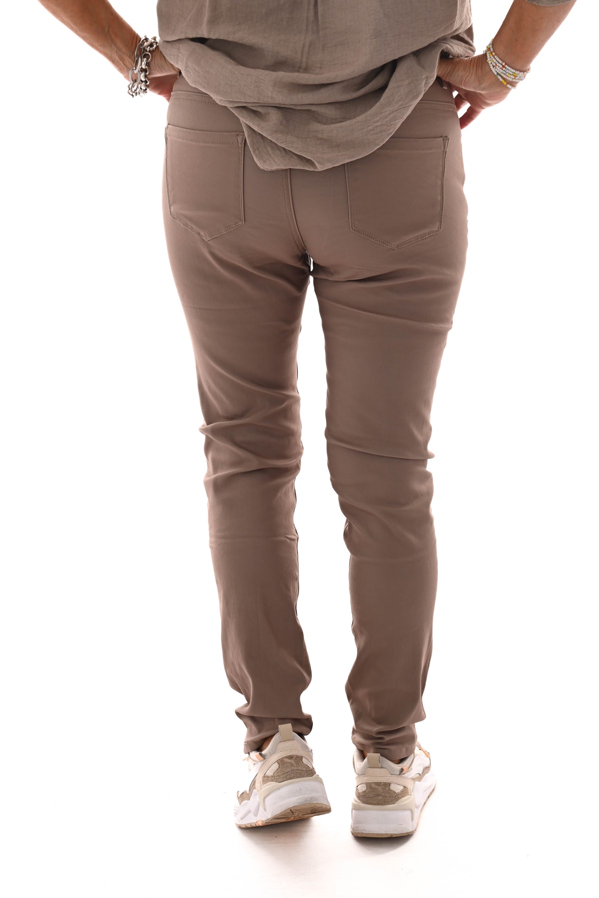 Norfy coated taupe