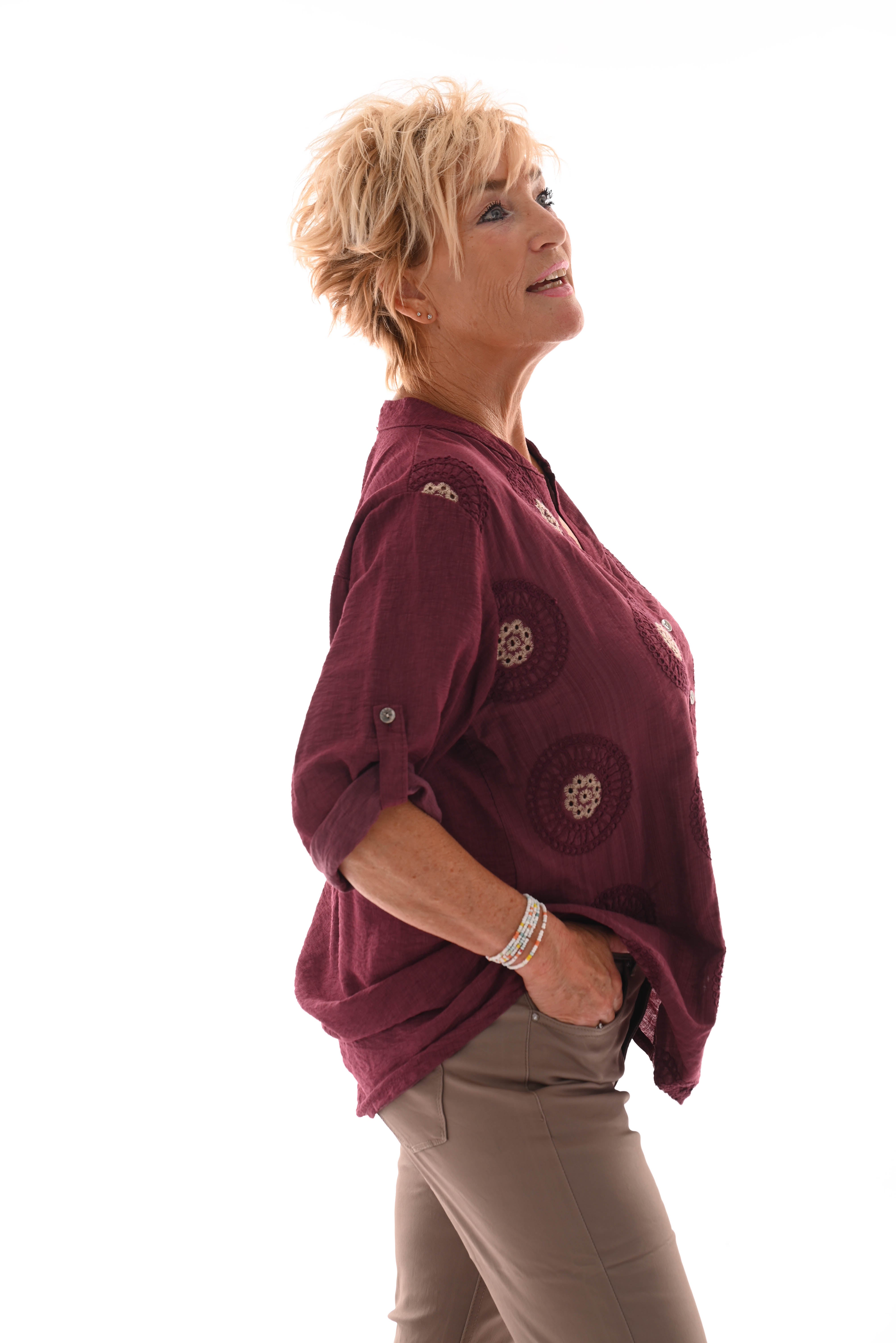 Blouse v-hals ophaalmouwen mandala aubergine