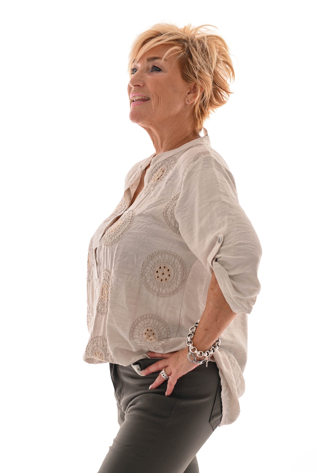 Blouse v-hals ophaalmouwen mandala beige