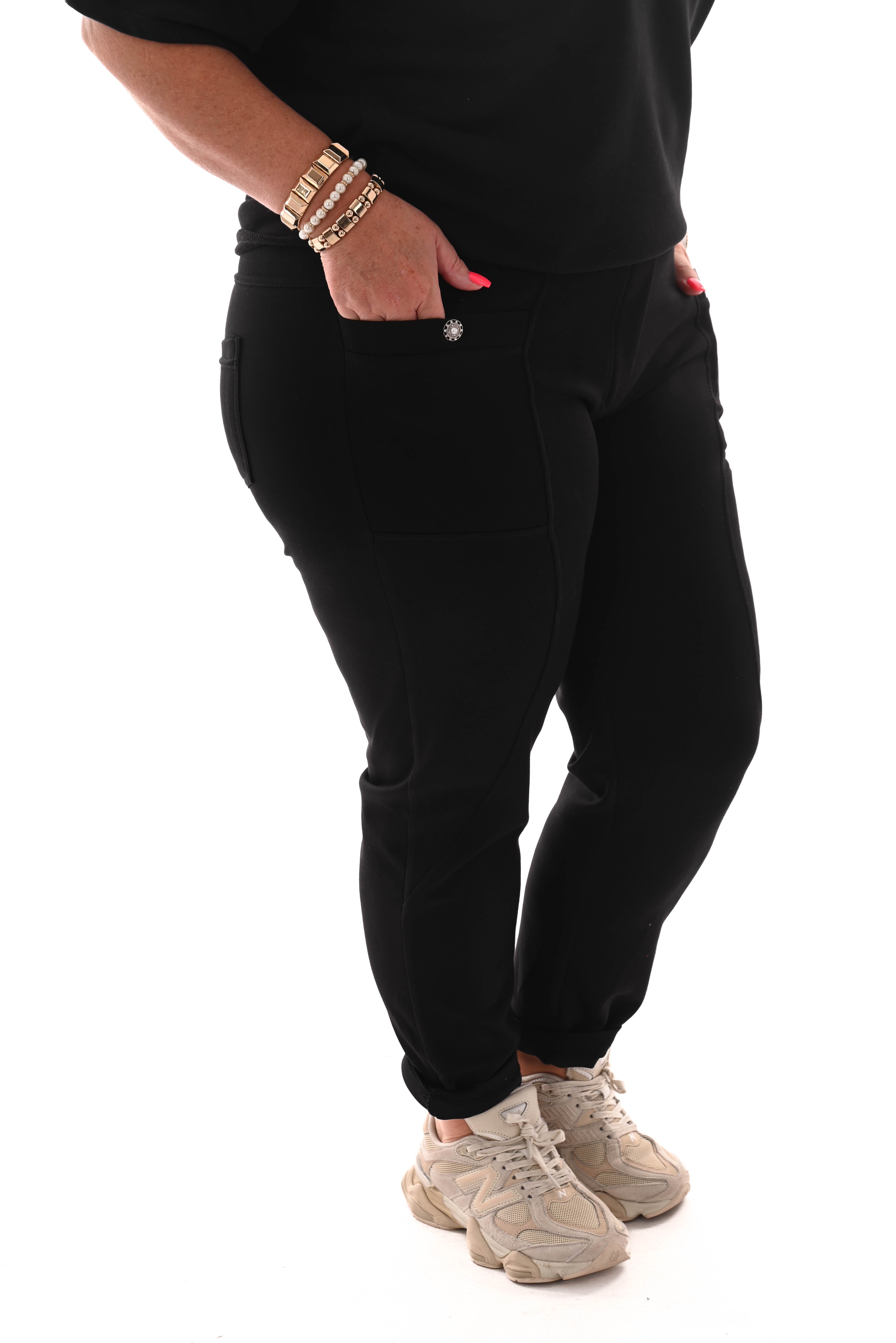 Jogger uni met grote zakken zwart