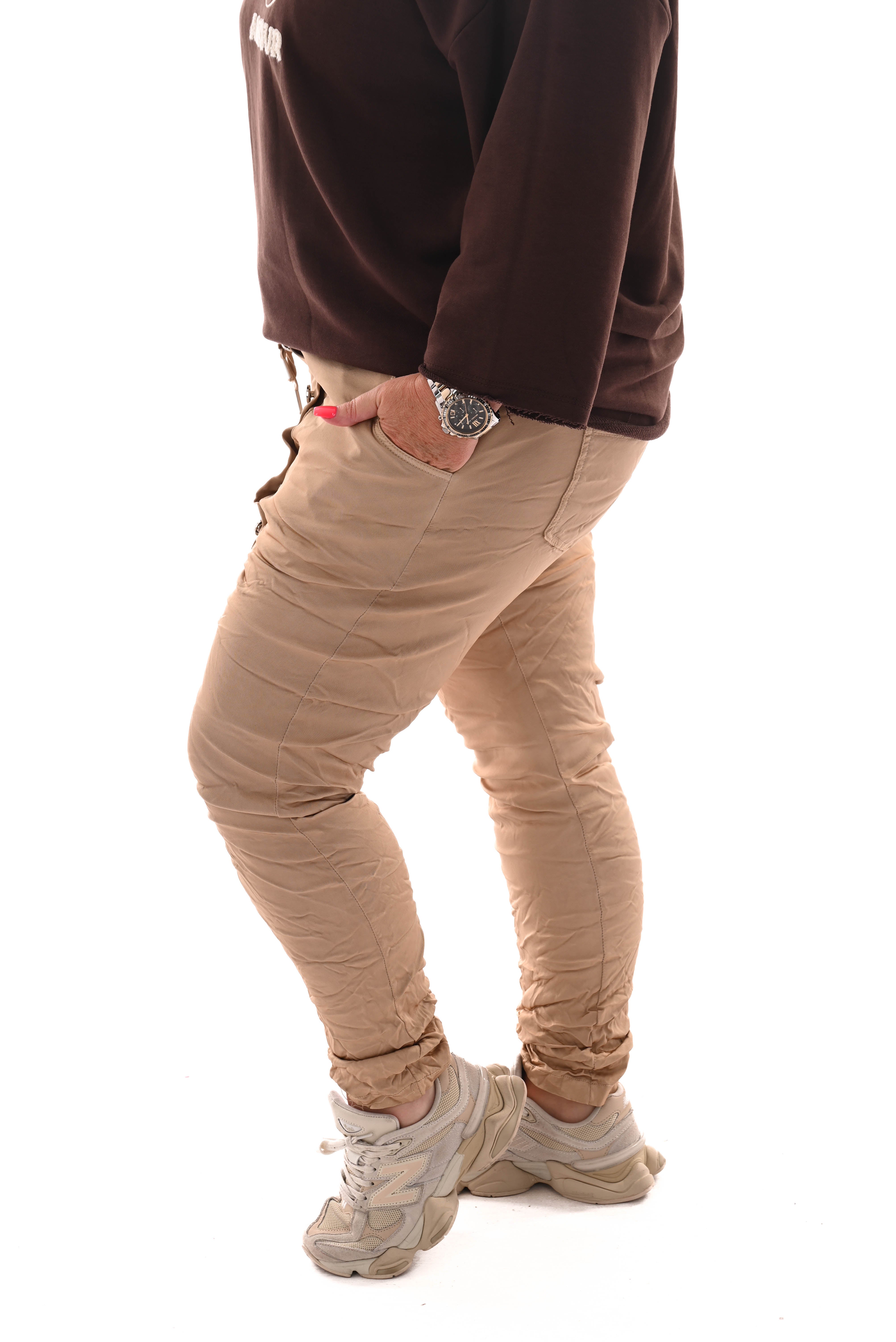 Stretchbroek silky knopen beige