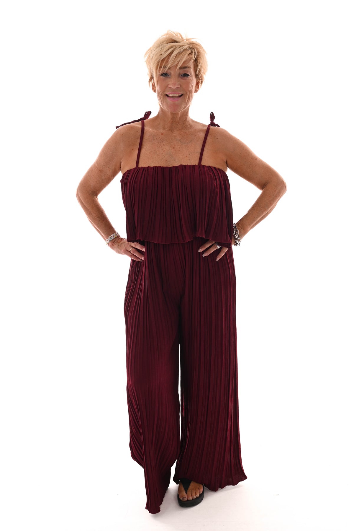 Jumpsuit mouwloos plisse bordeaux