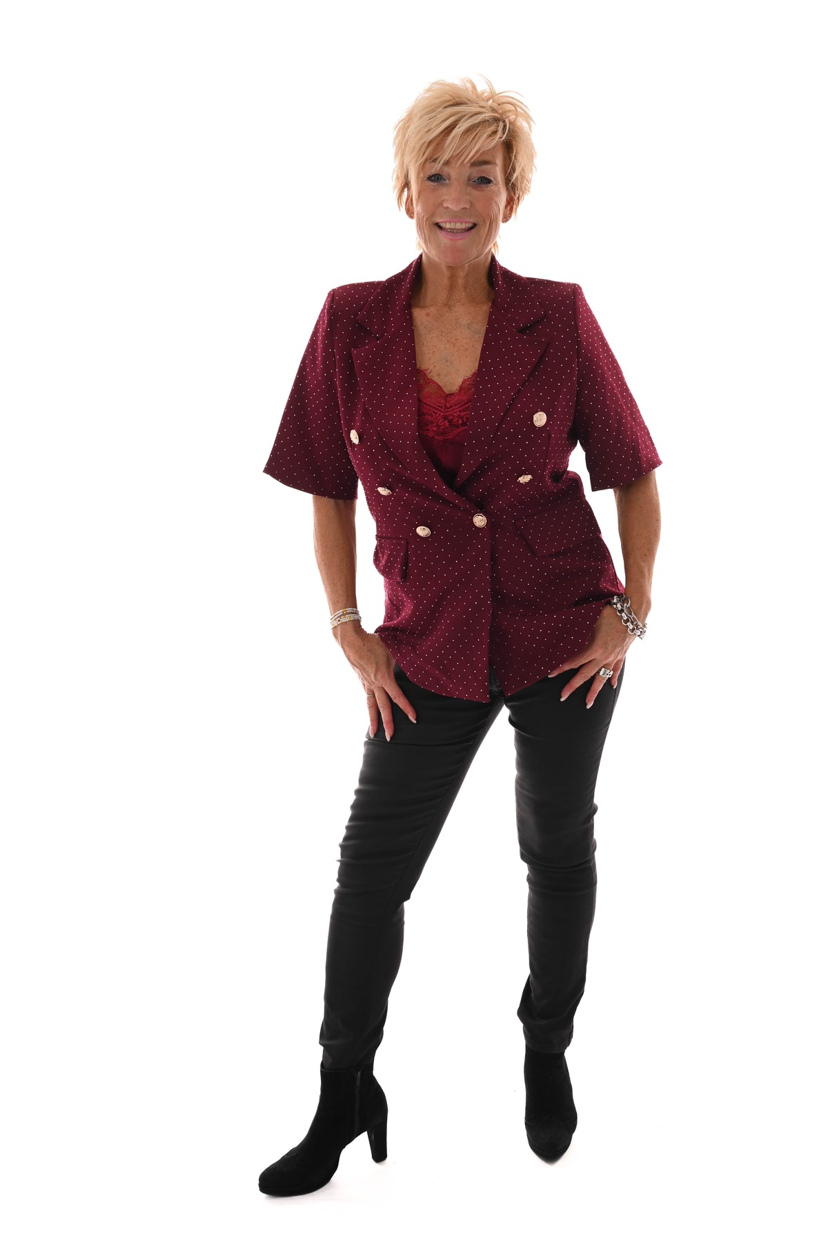 Blazer korte mouwen strass en knopen bordeaux