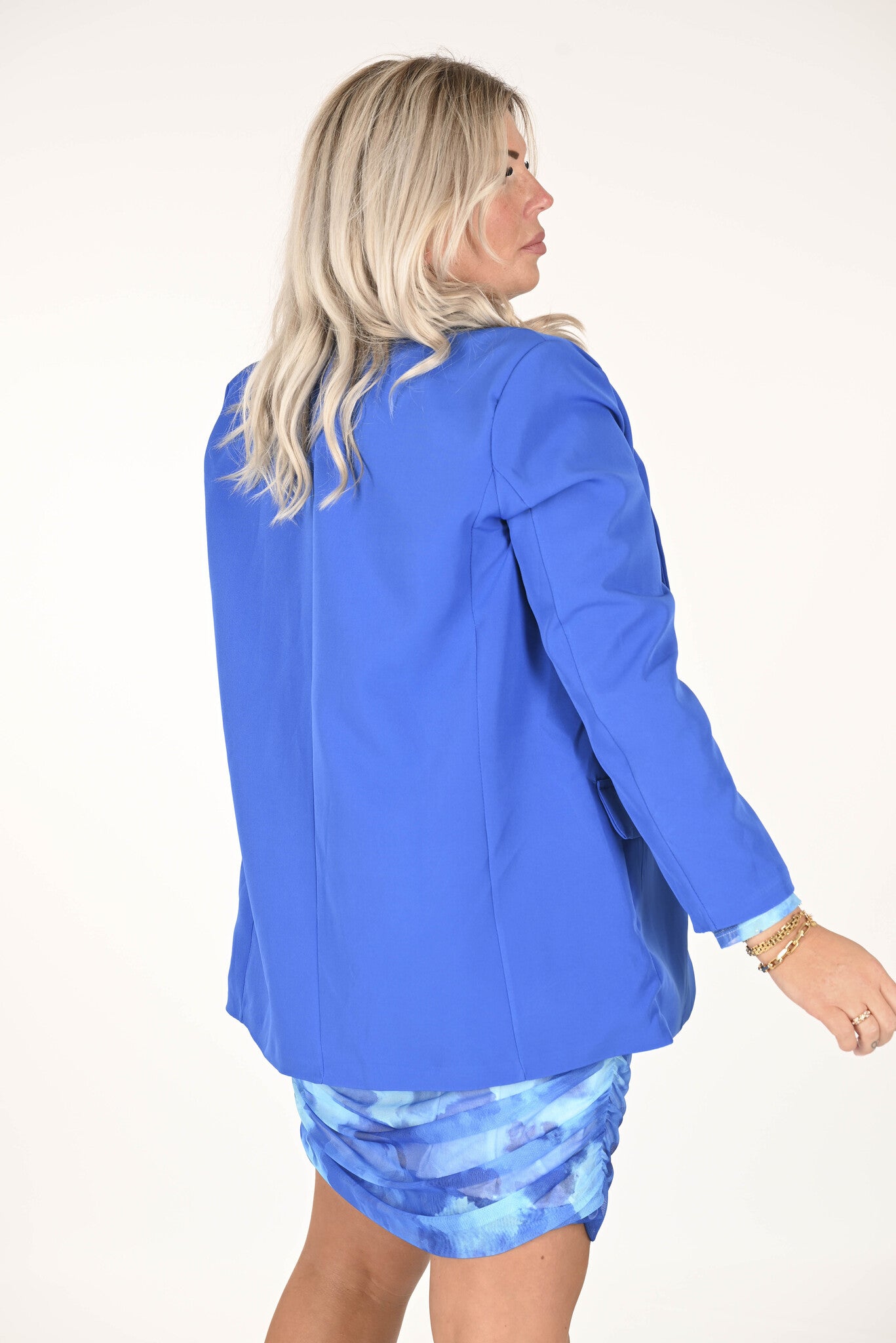 Jurk met gedrappeerd met mesh print cloud kobaltblauw