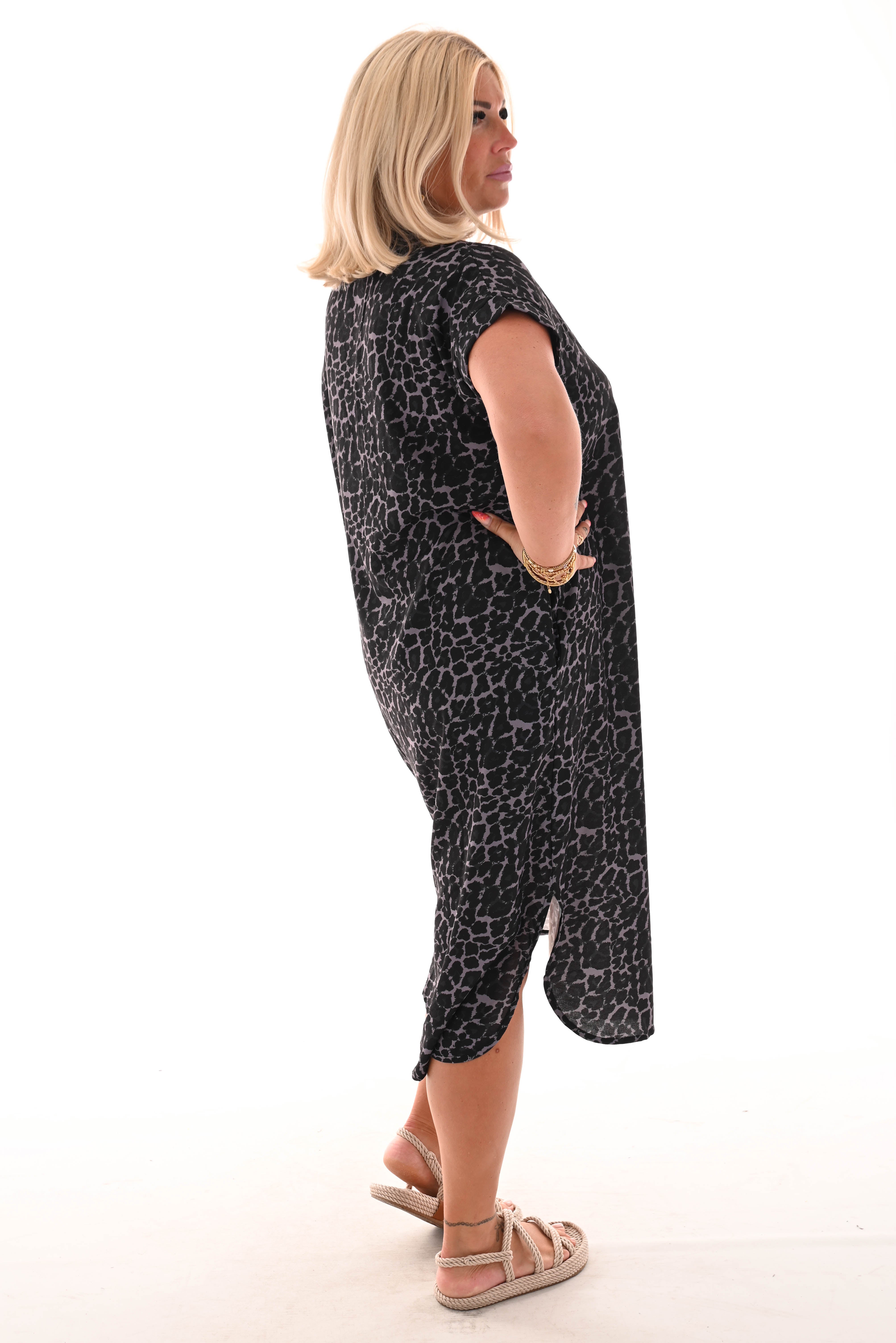 Tuniek v-hals panterprint zwart