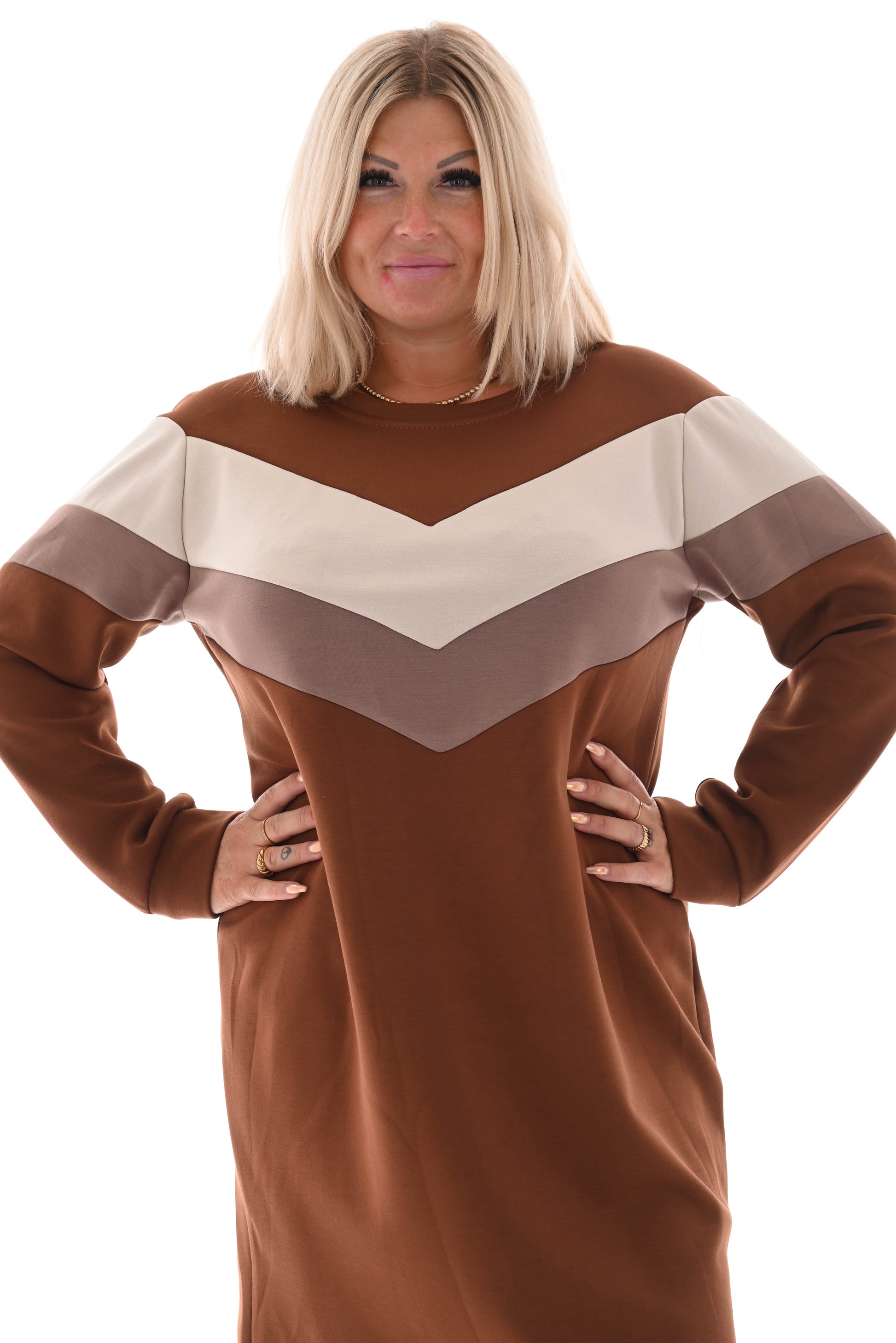 Sweater dress kort met strepen bruin