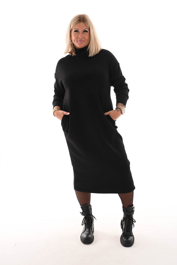 Sweater dress lang met turtle neck en zakken zwart