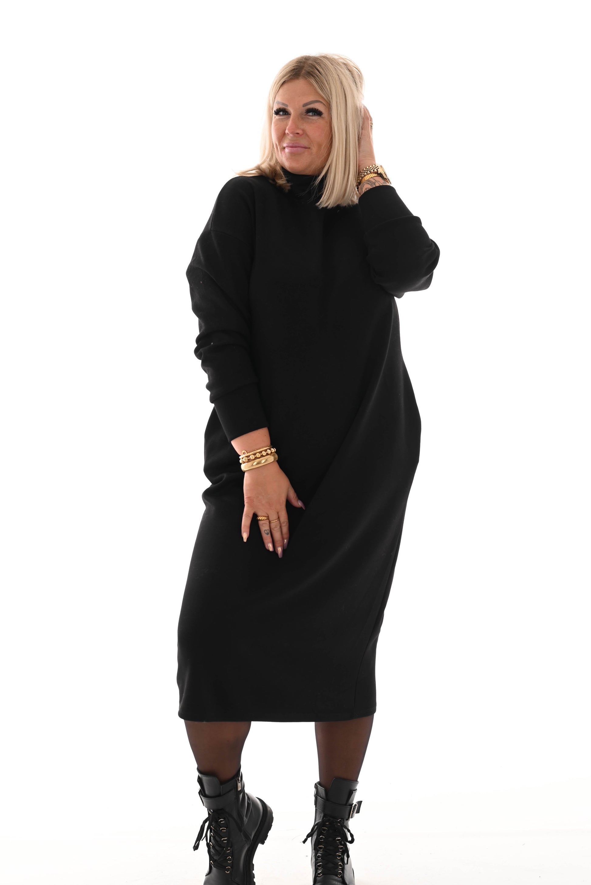 Sweater dress lang met turtle neck en zakken zwart