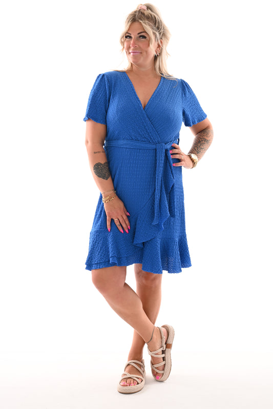Korte wafel jurk met roezels kobaltblauw