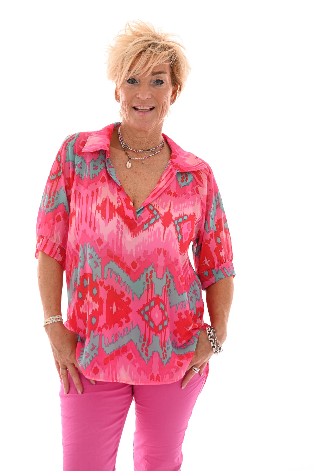 Blouse pofmouwen v-hals paisley roze/turquoise