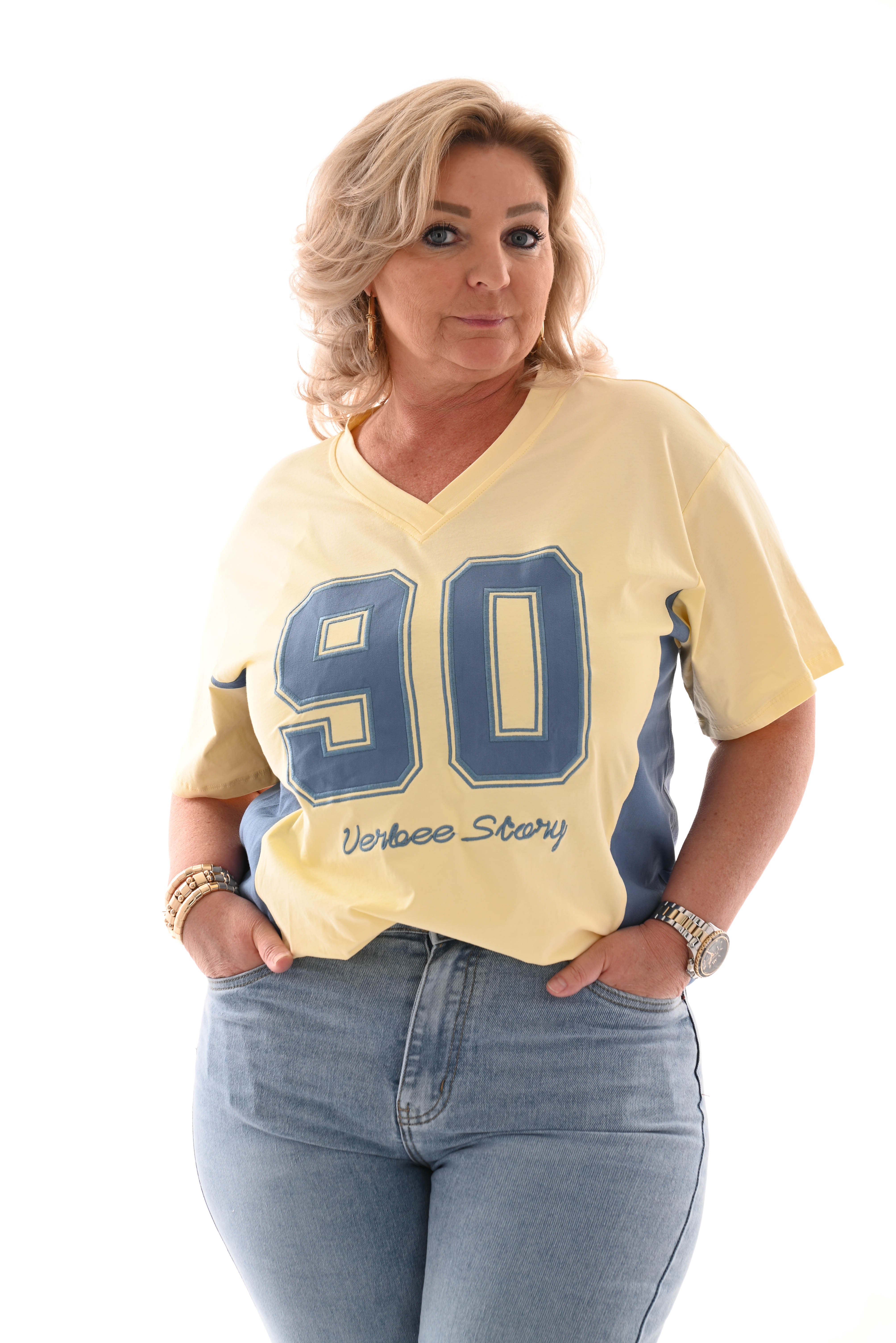T-shirt ninety lichtgeel