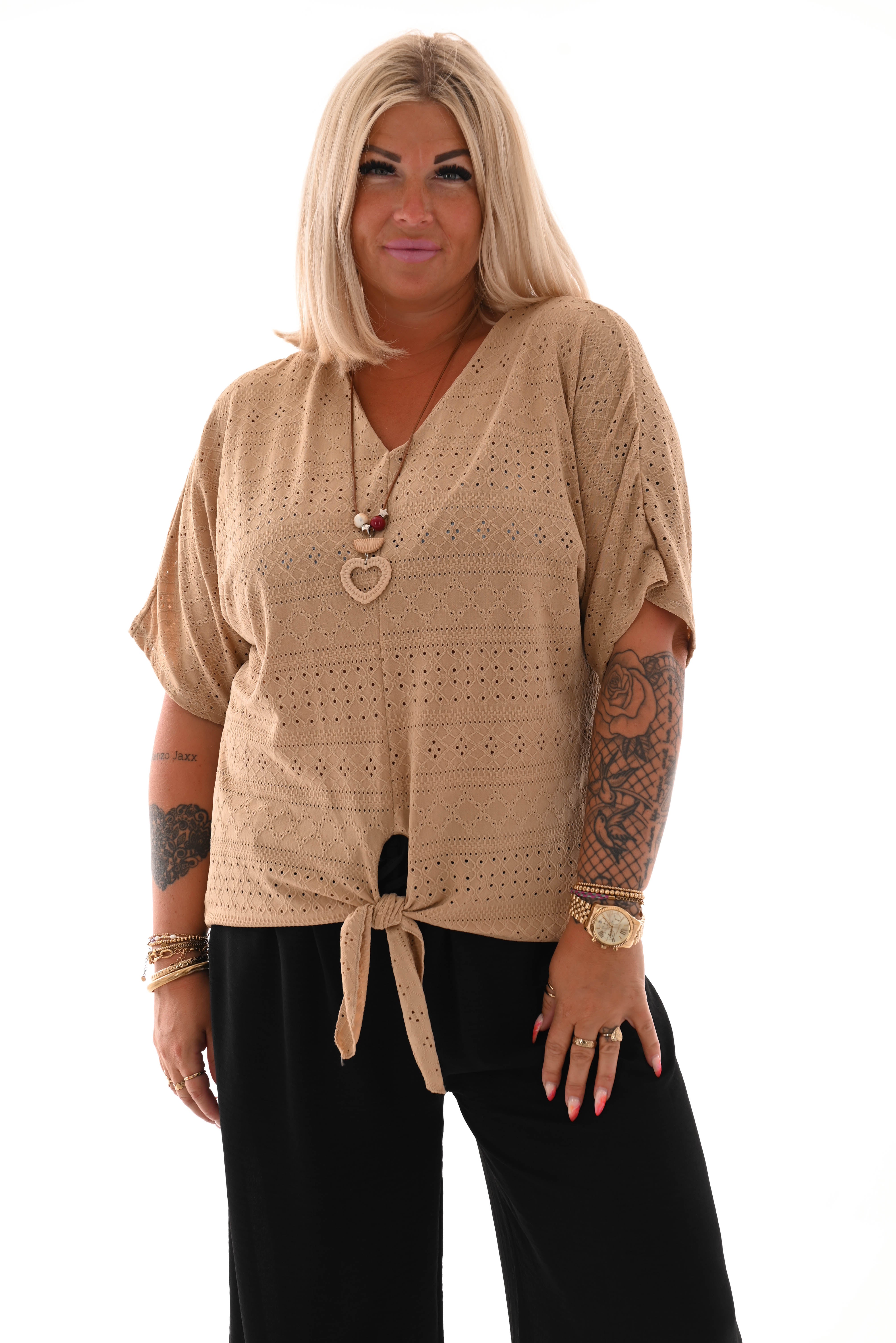 Geknoopte top met ketting gaatjes camel