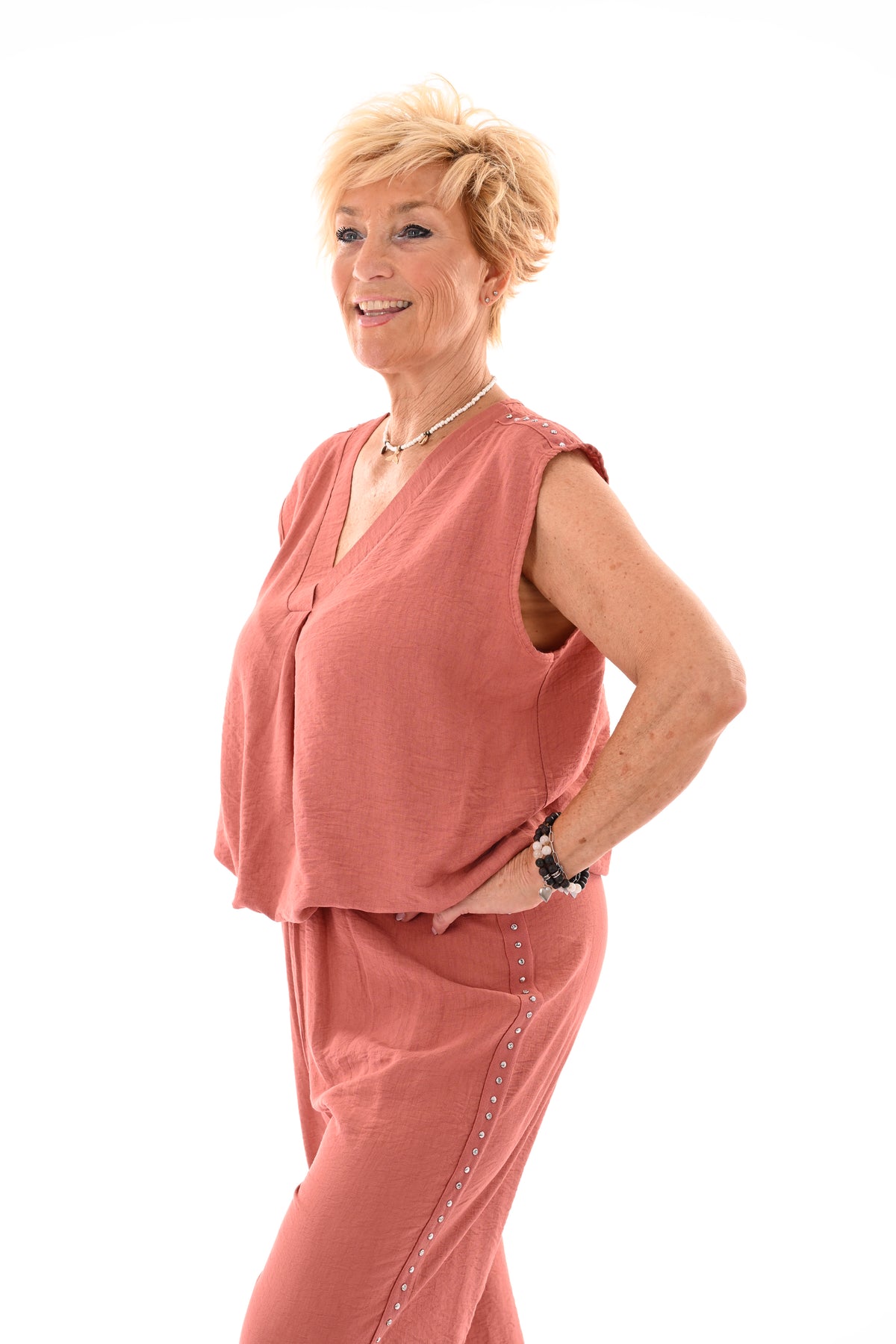 Tweedelig set korte pof top met studs zalm