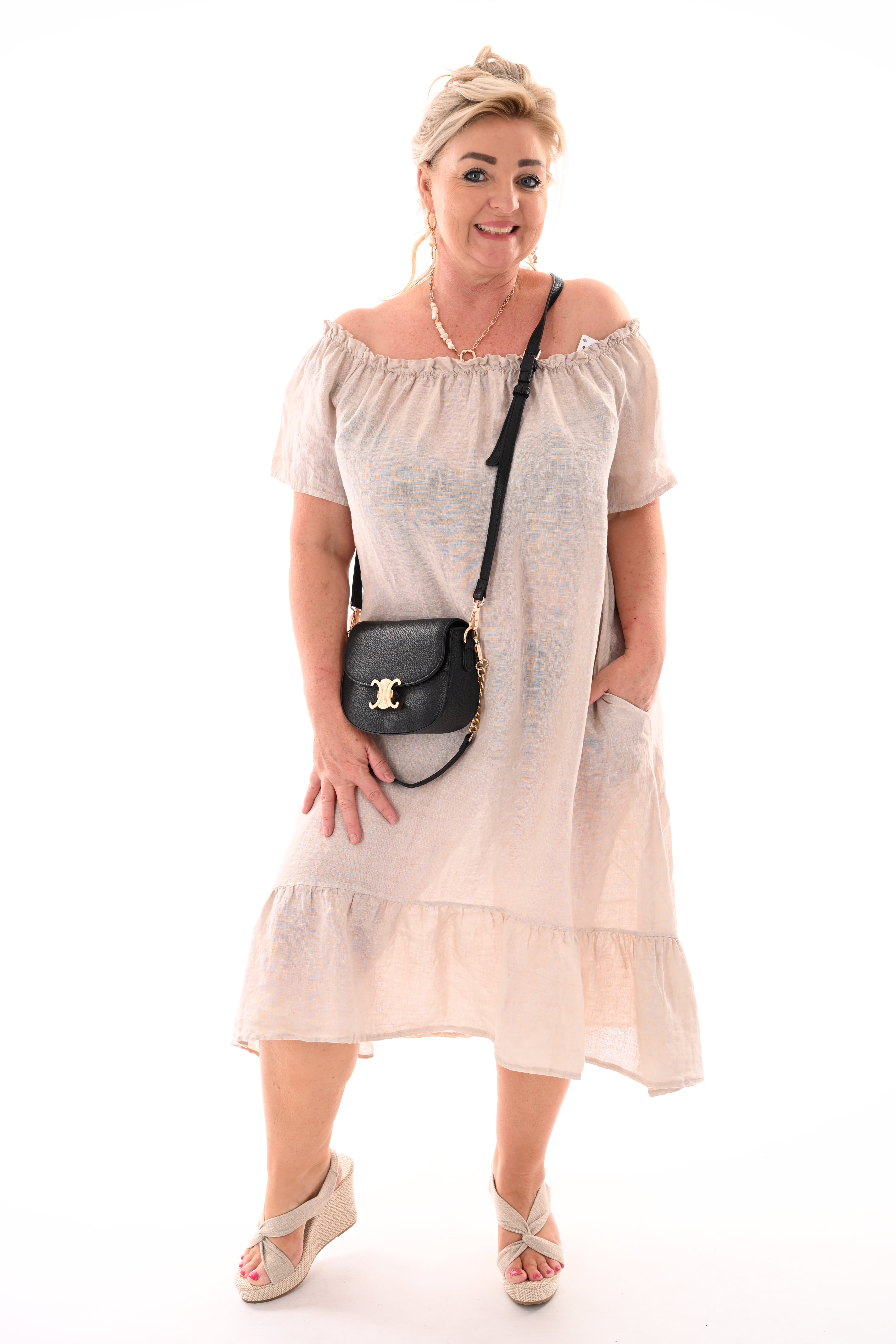 Jurk gesmockte randen korte mouwen uni beige